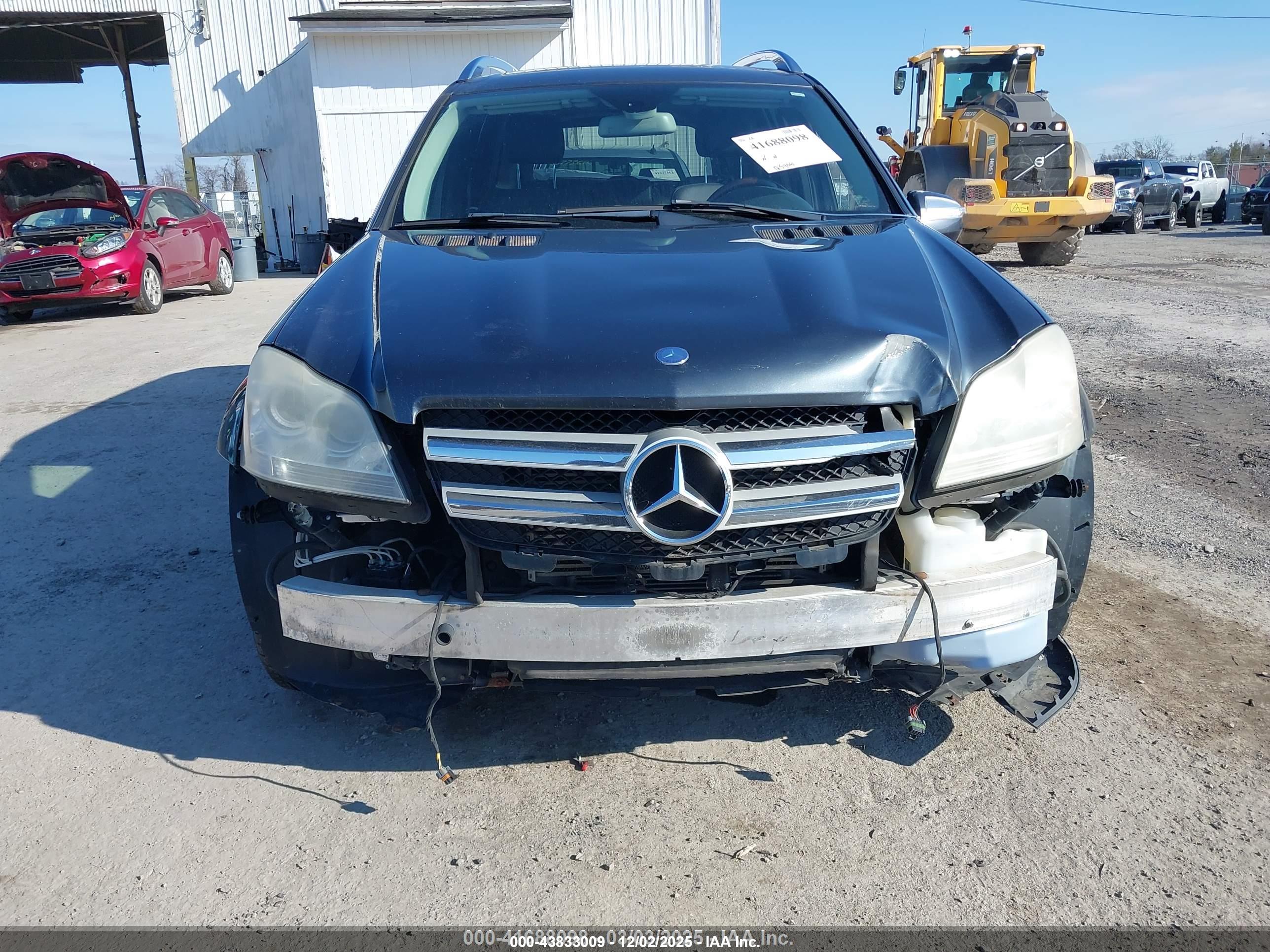 MERCEDES-BENZ GL image 6
