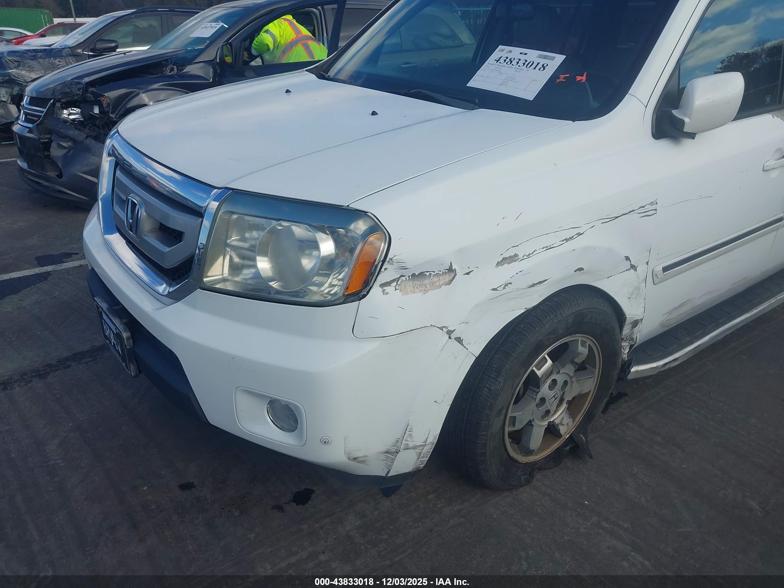 HONDA PILOT image 6