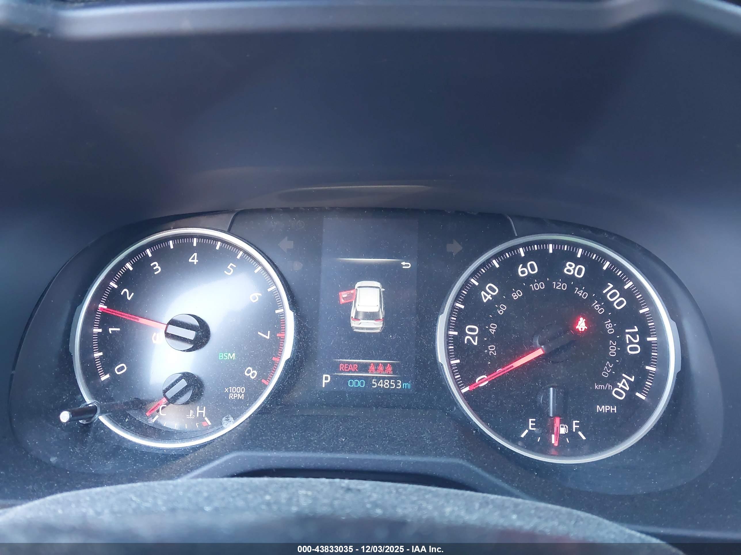 TOYOTA RAV4 image 7