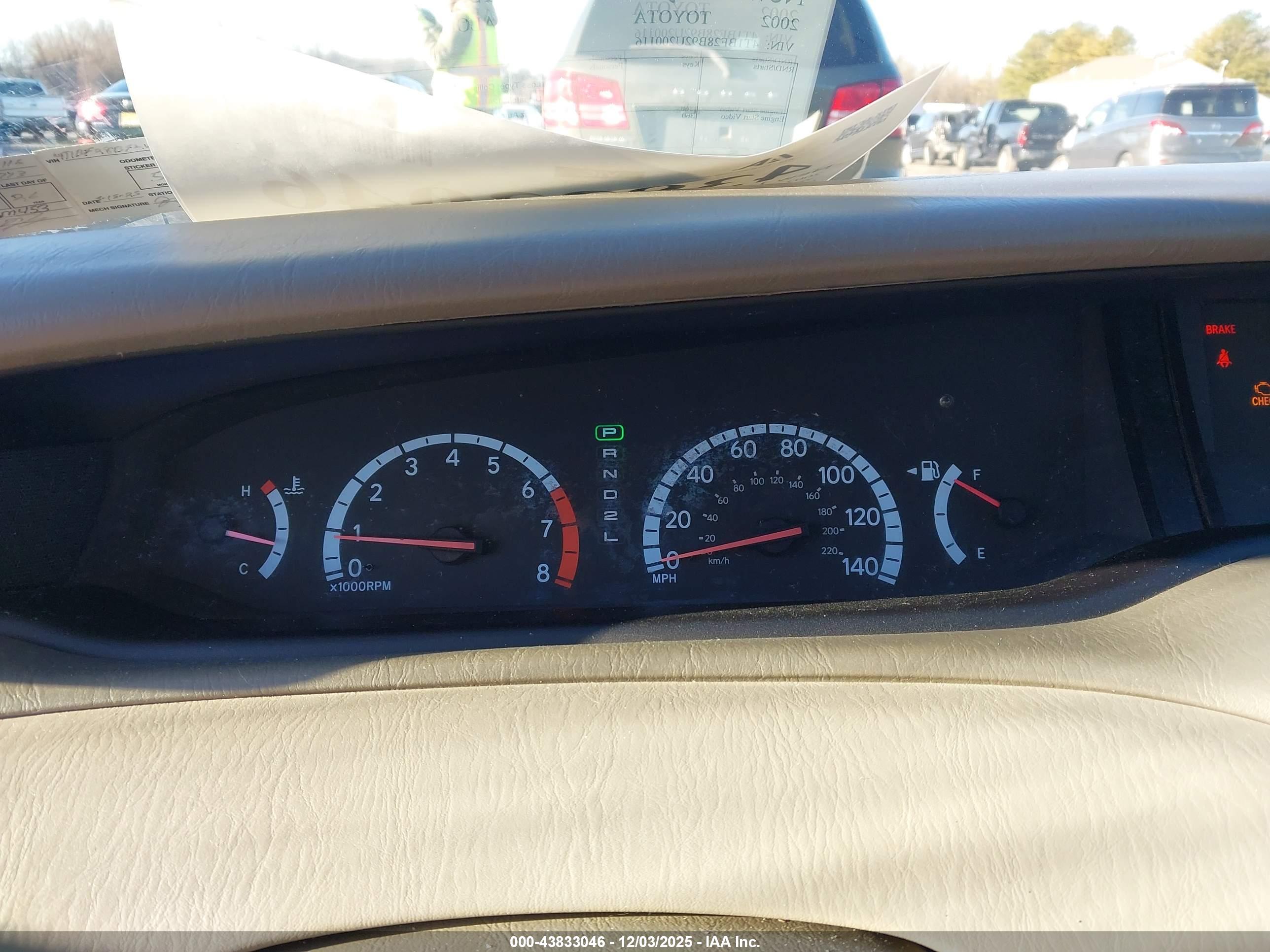TOYOTA AVALON image 7