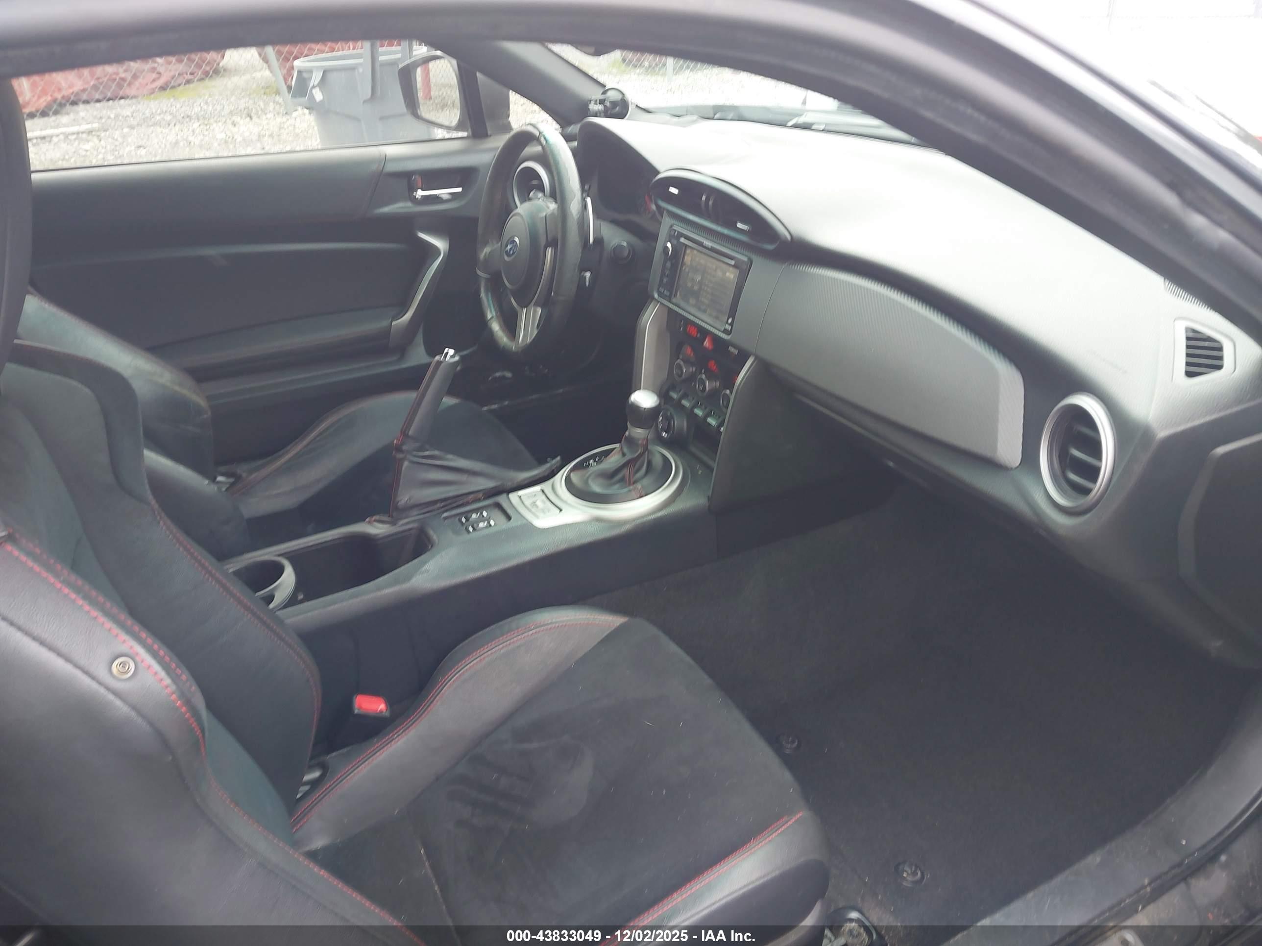 SUBARU BRZ image 5