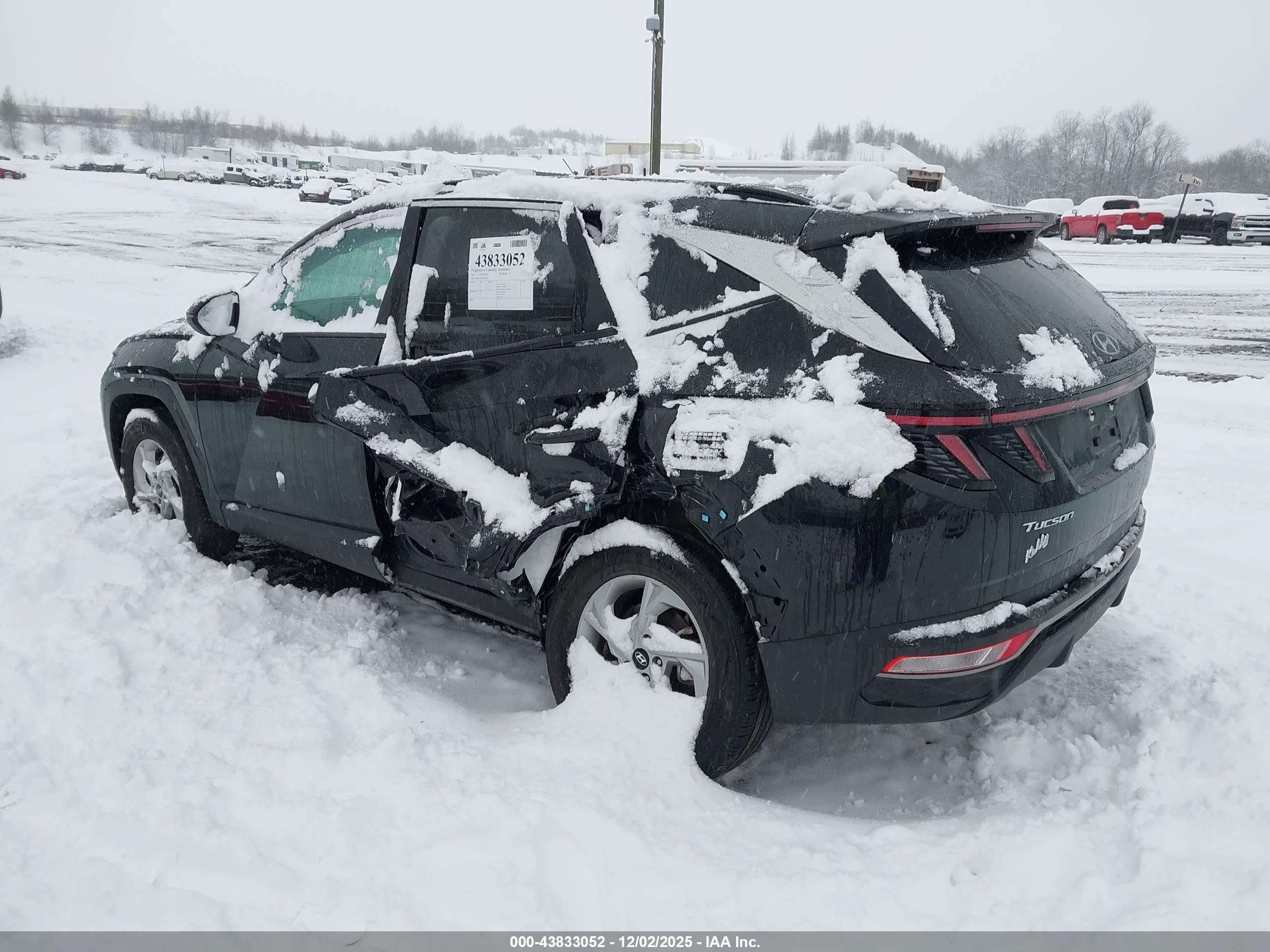 HYUNDAI TUCSON image 3