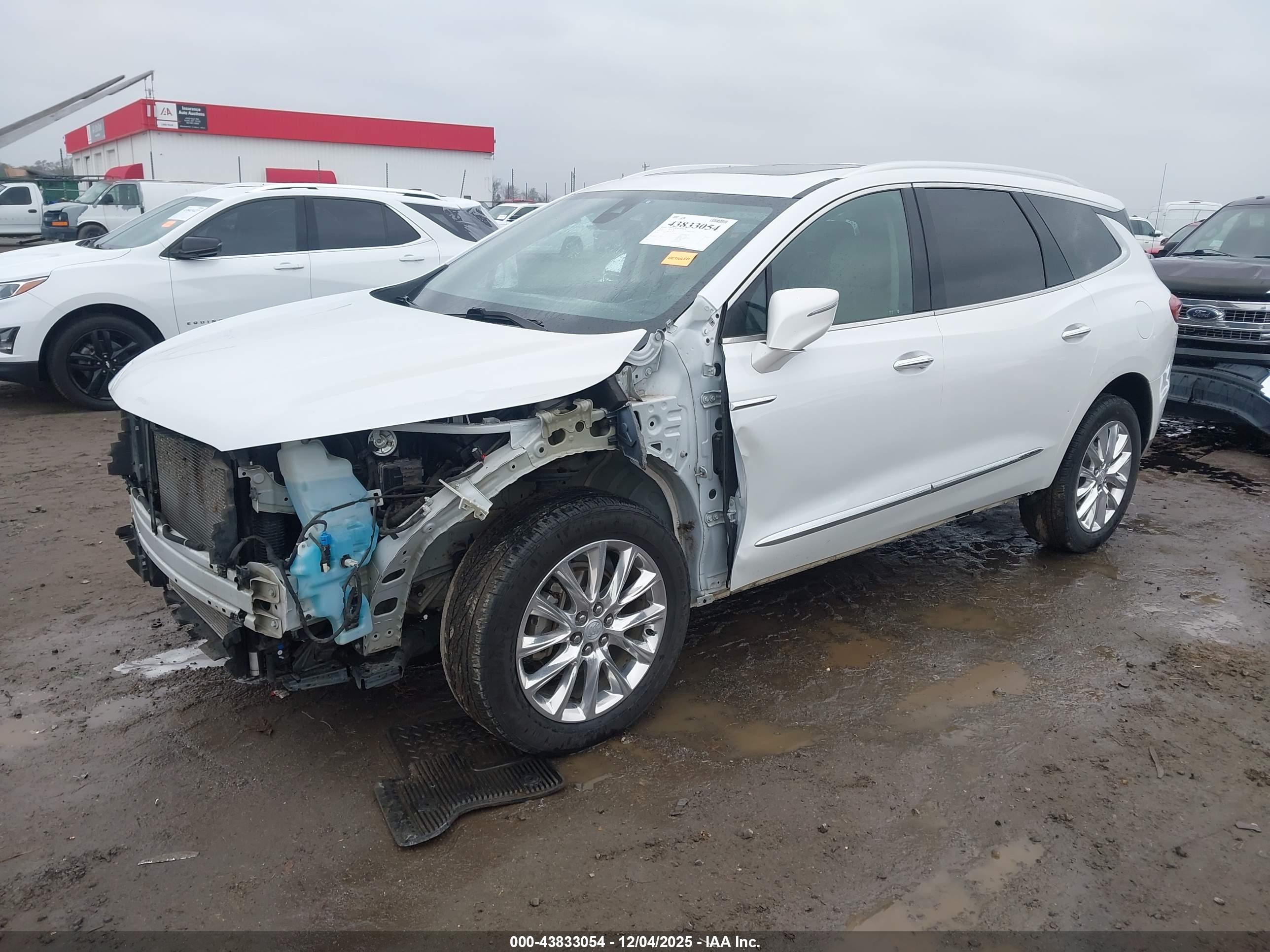 BUICK ENCLAVE image 2