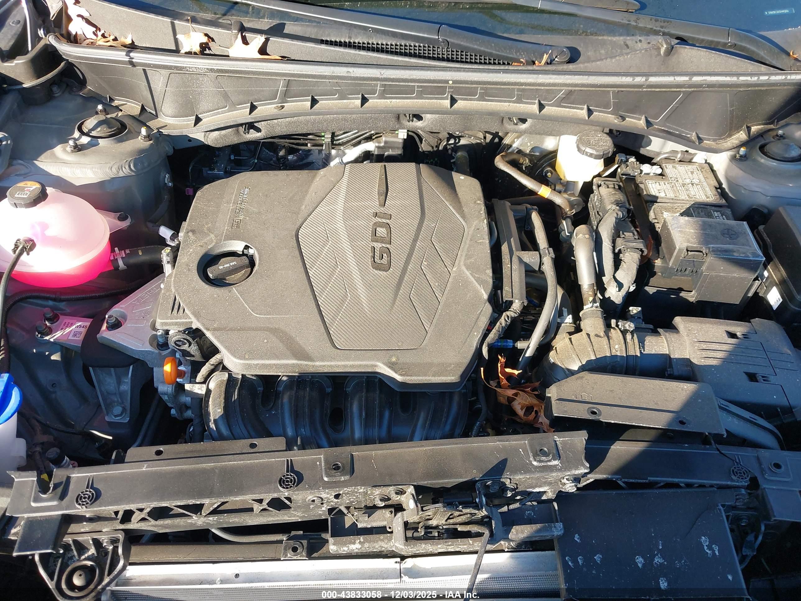 HYUNDAI TUCSON image 10