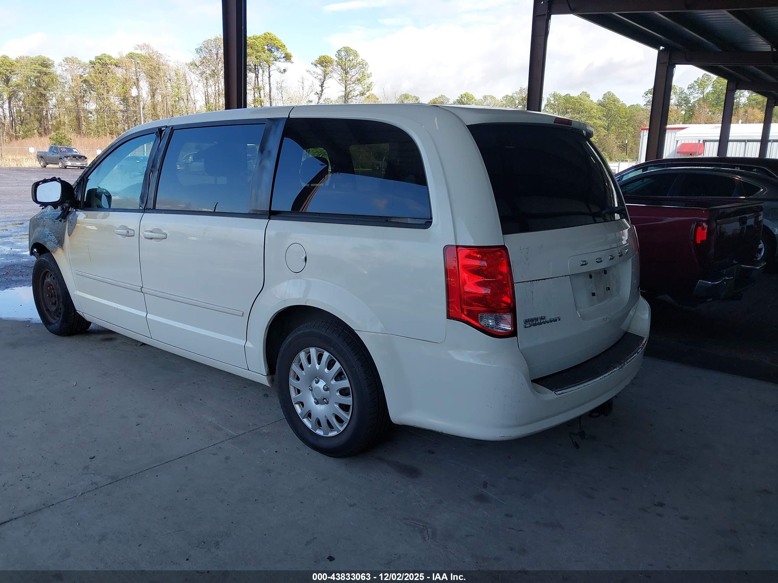DODGE GRAND image 3