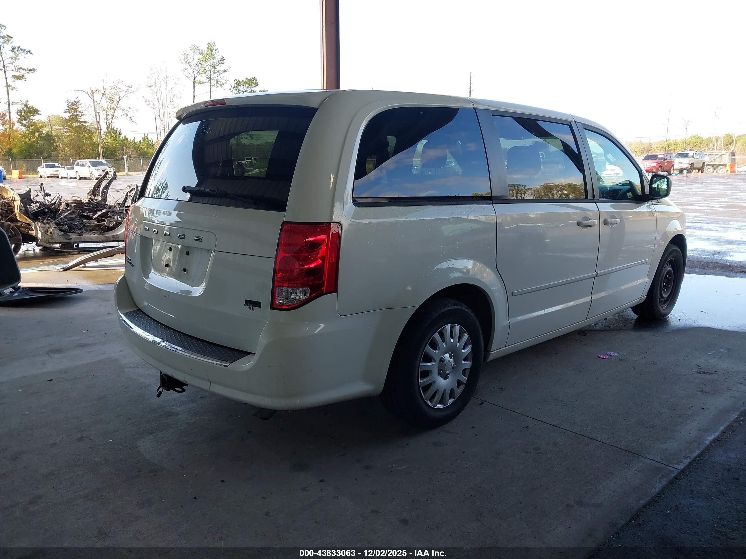 DODGE GRAND image 4
