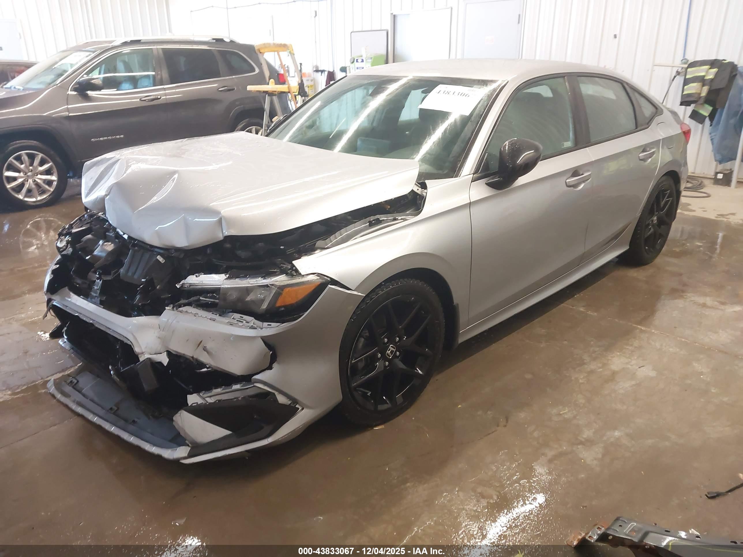 HONDA CIVIC image 2