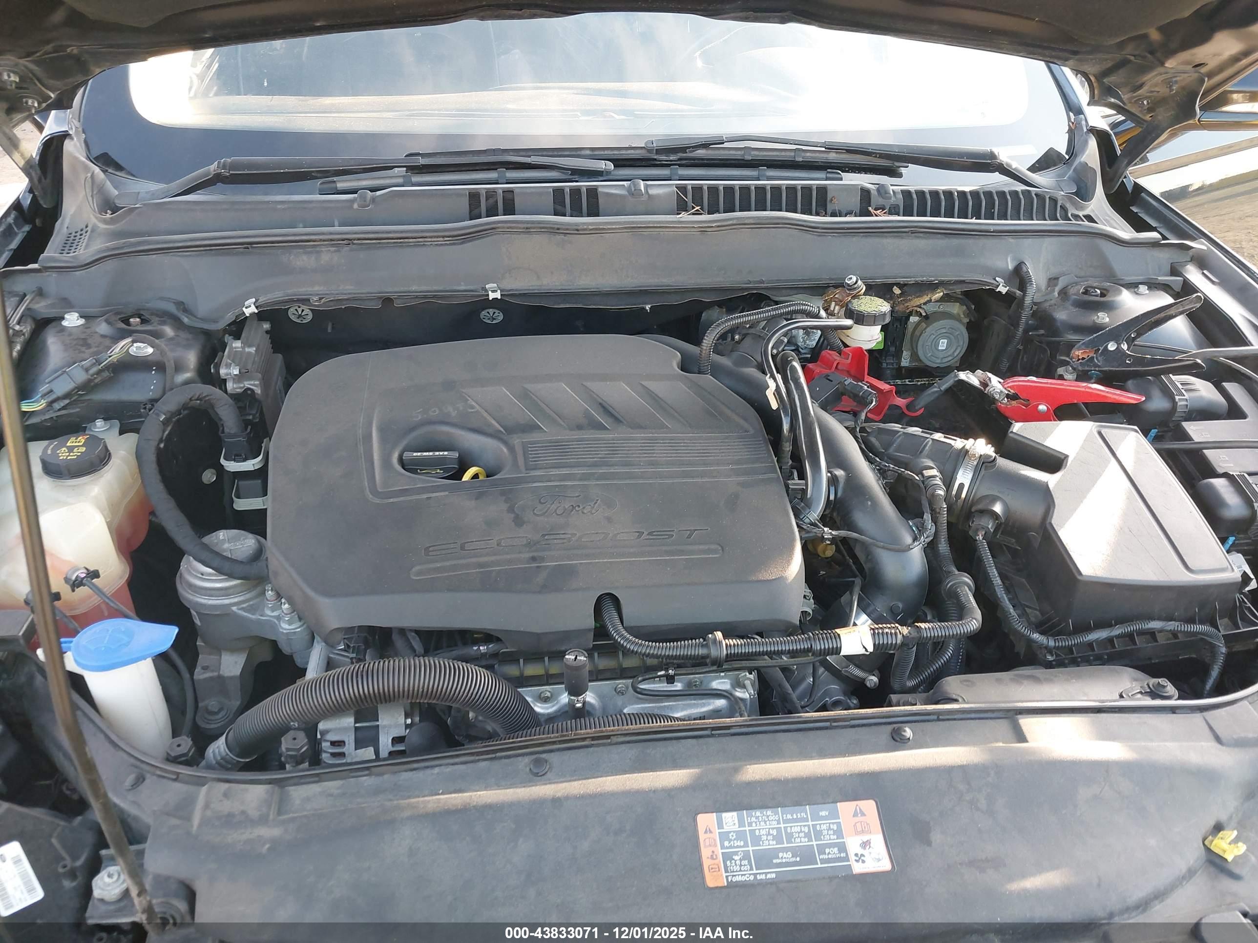 FORD FUSION image 10