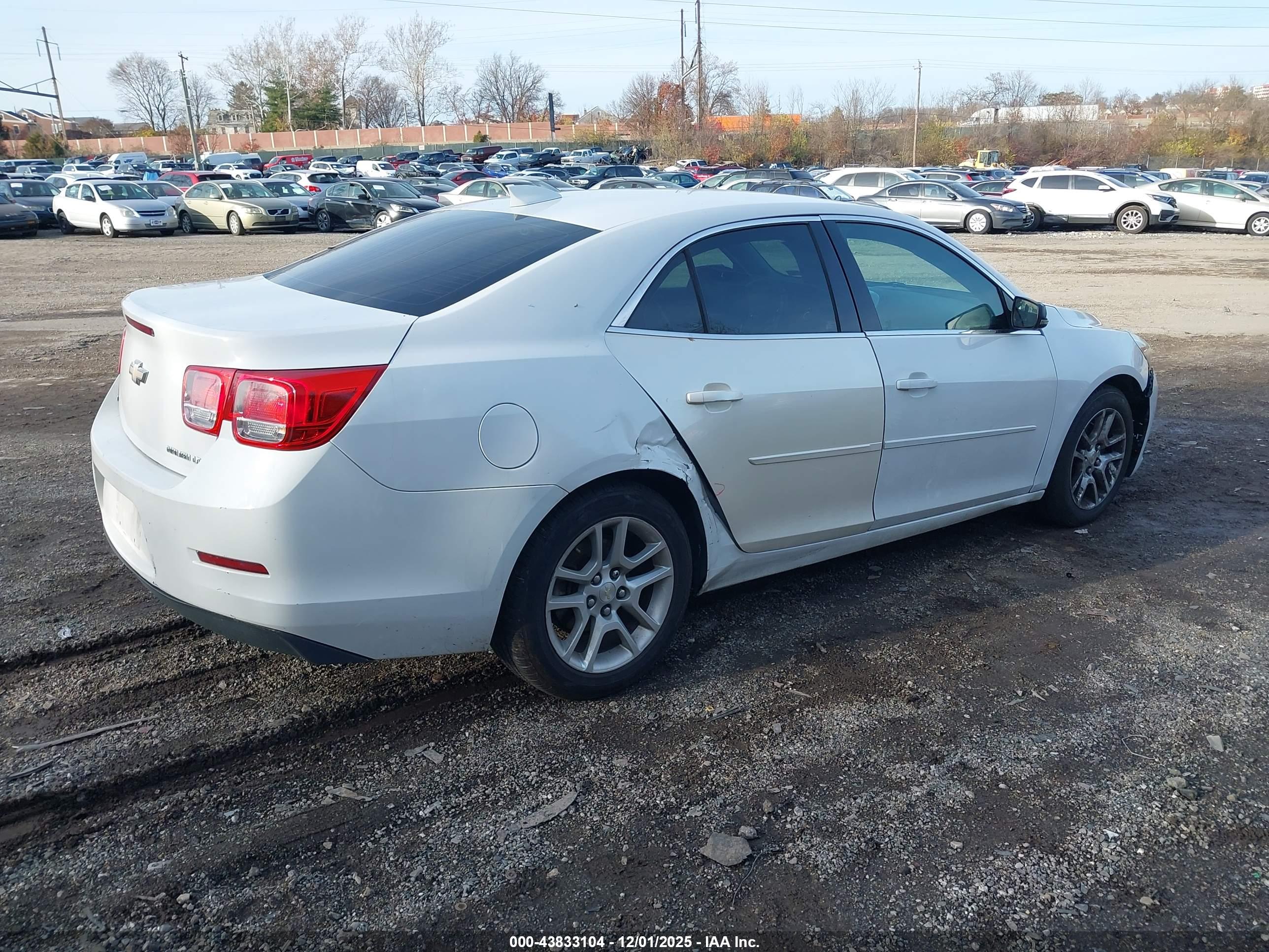 CHEVROLET MALIBU image 4