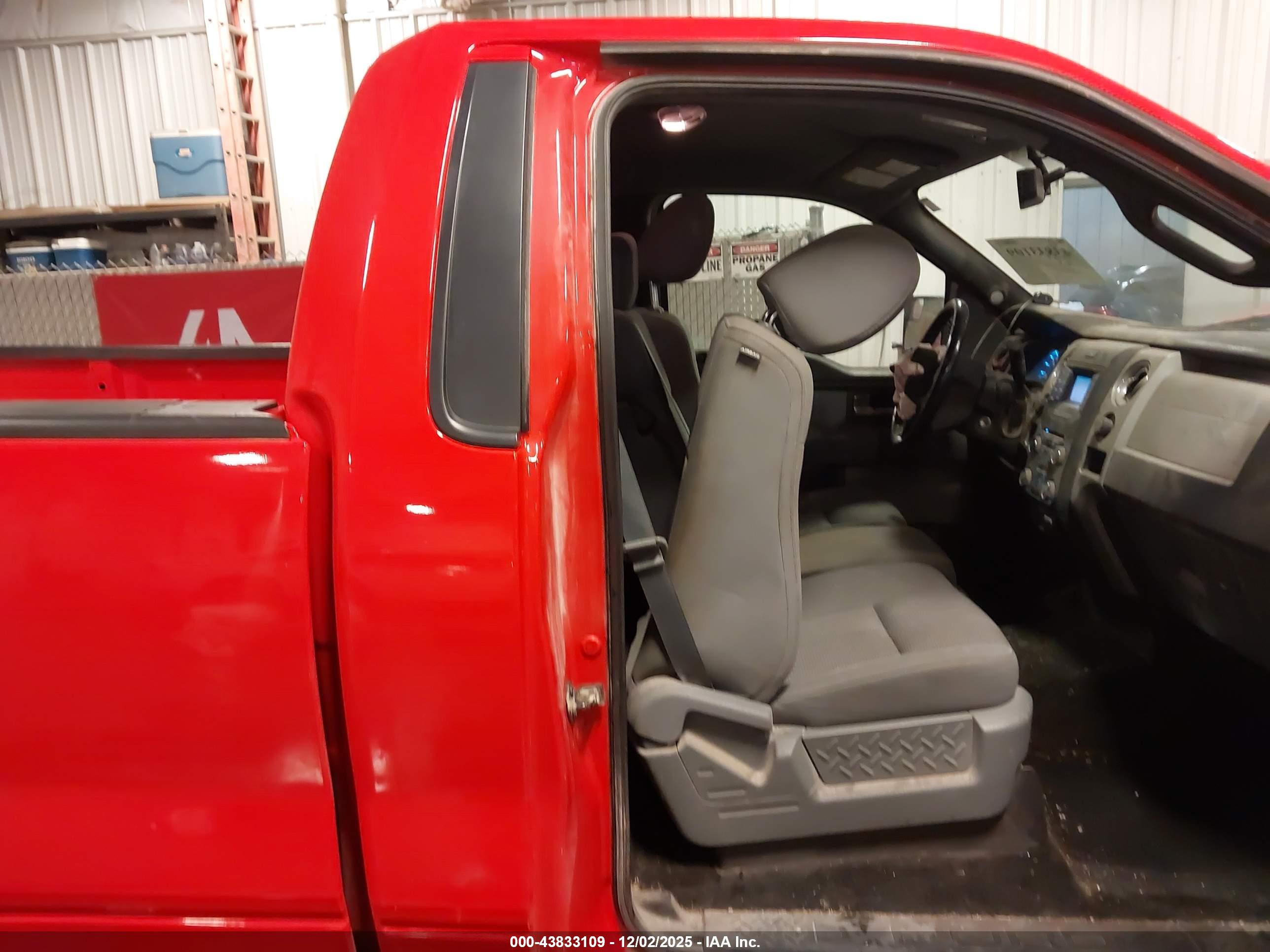 FORD F-150 image 8