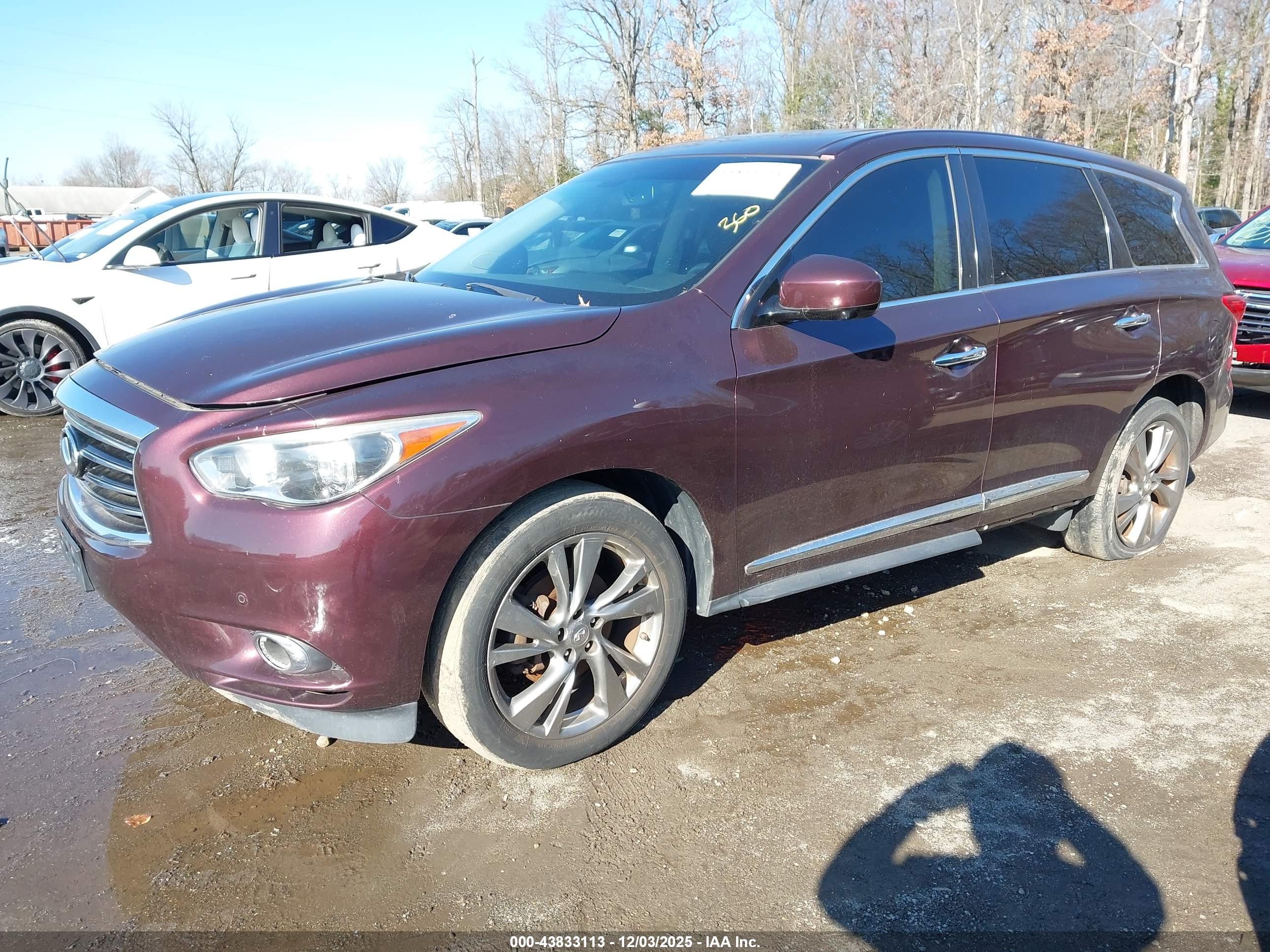 INFINITI JX35 image 2