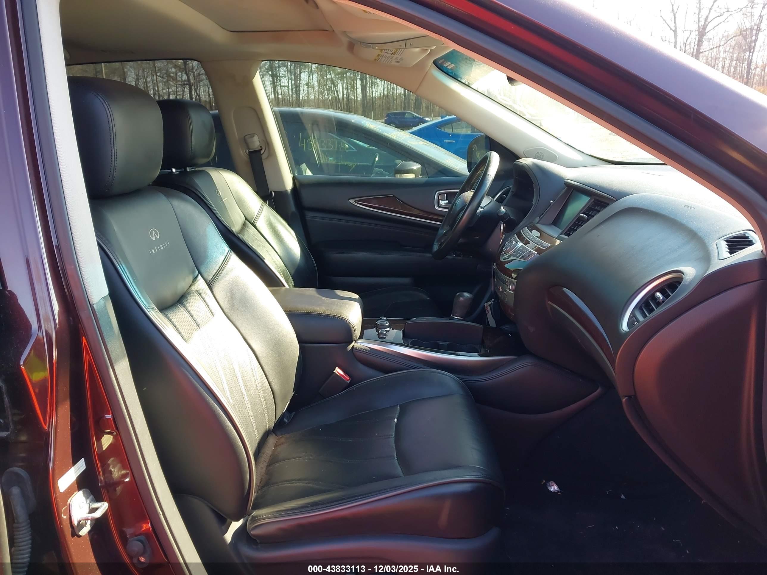 INFINITI JX35 image 5
