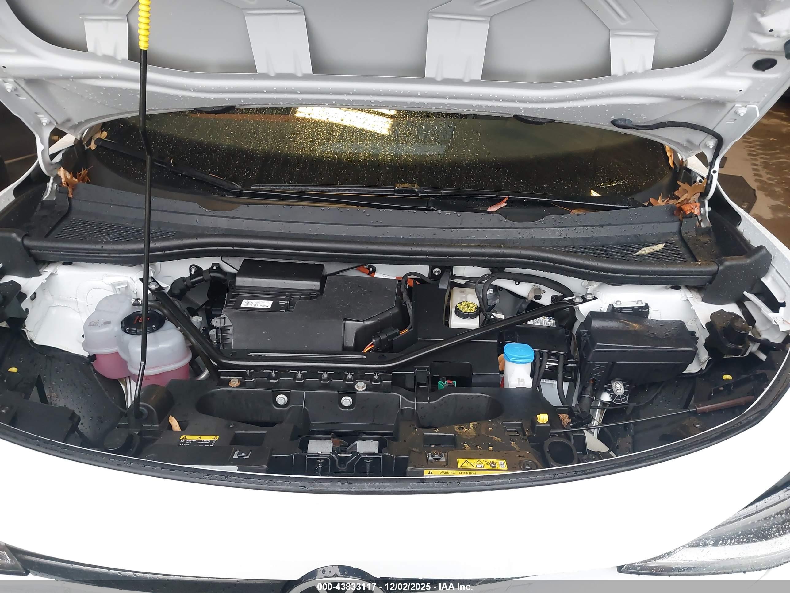 VOLKSWAGEN ID.4 image 10