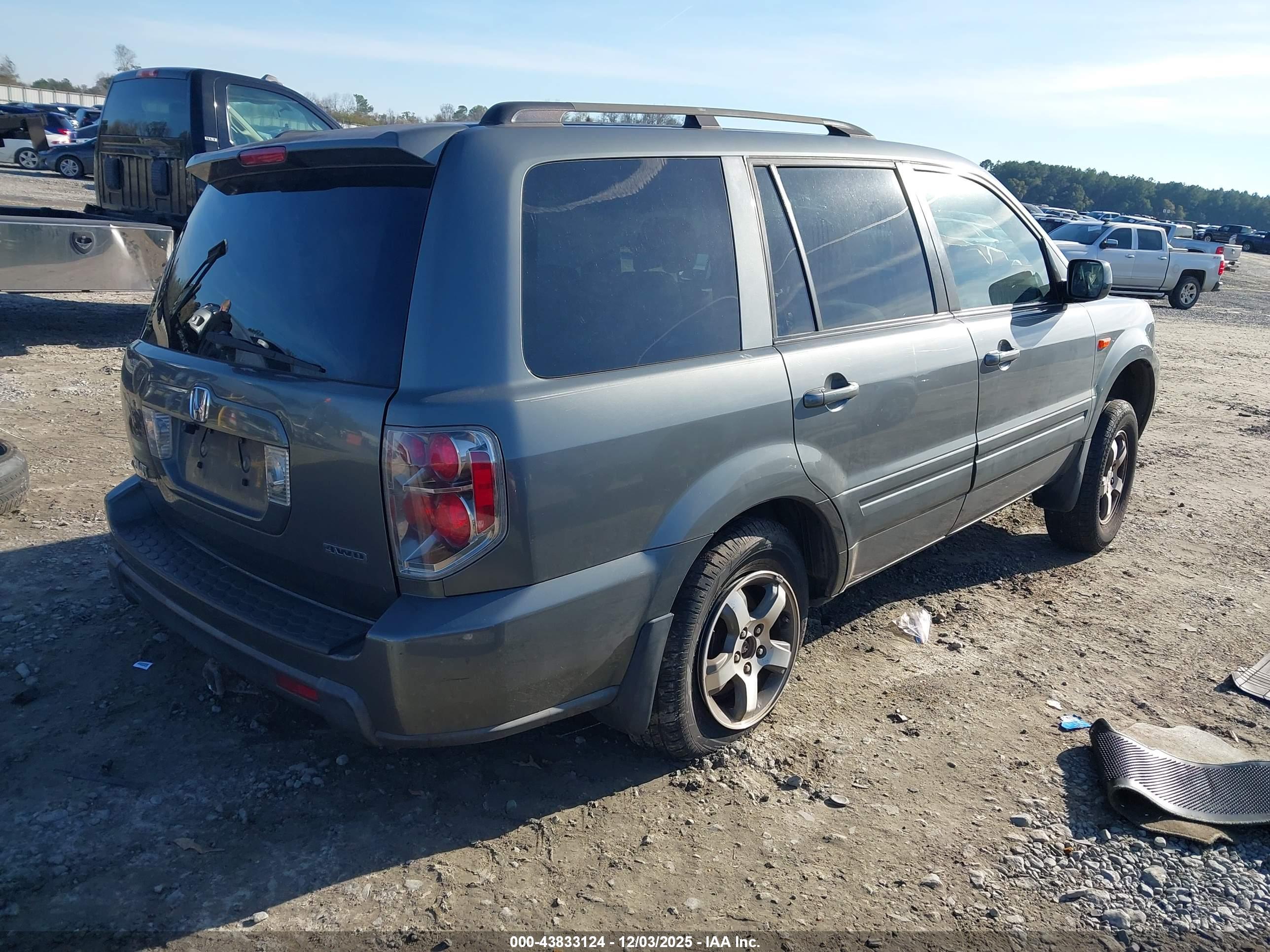 HONDA PILOT image 4