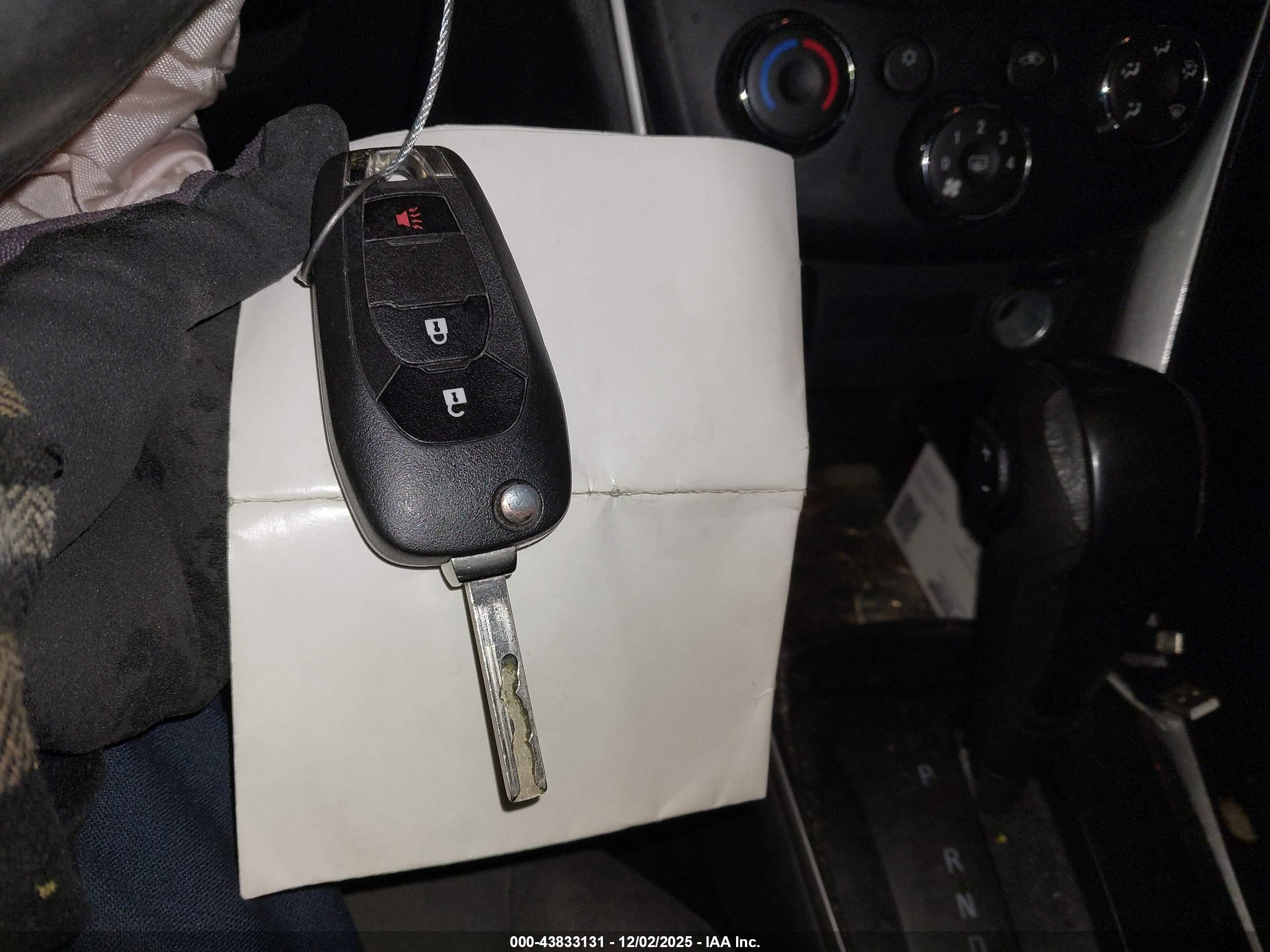 CHEVROLET TRAX image 11