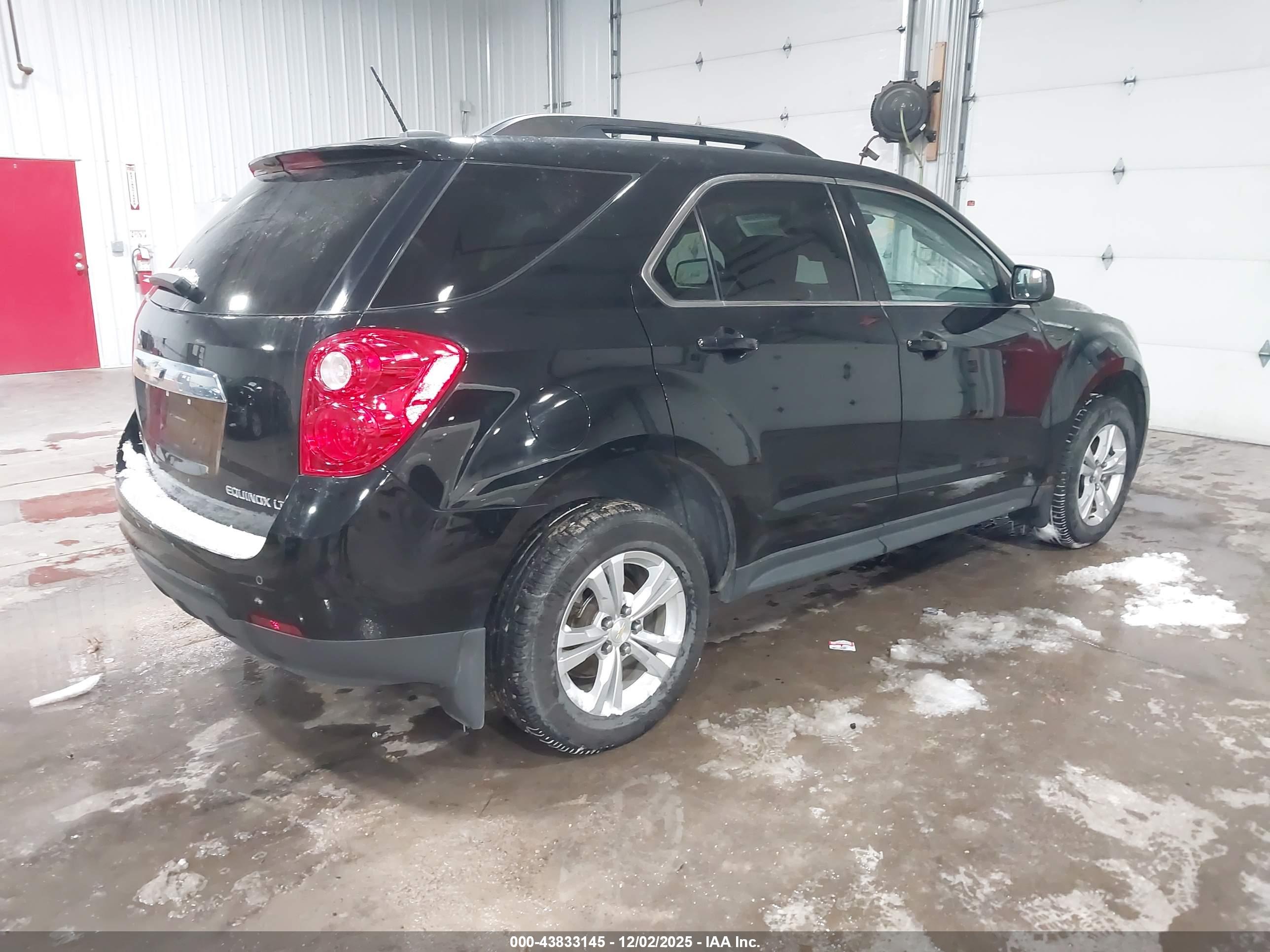 CHEVROLET EQUINOX image 4
