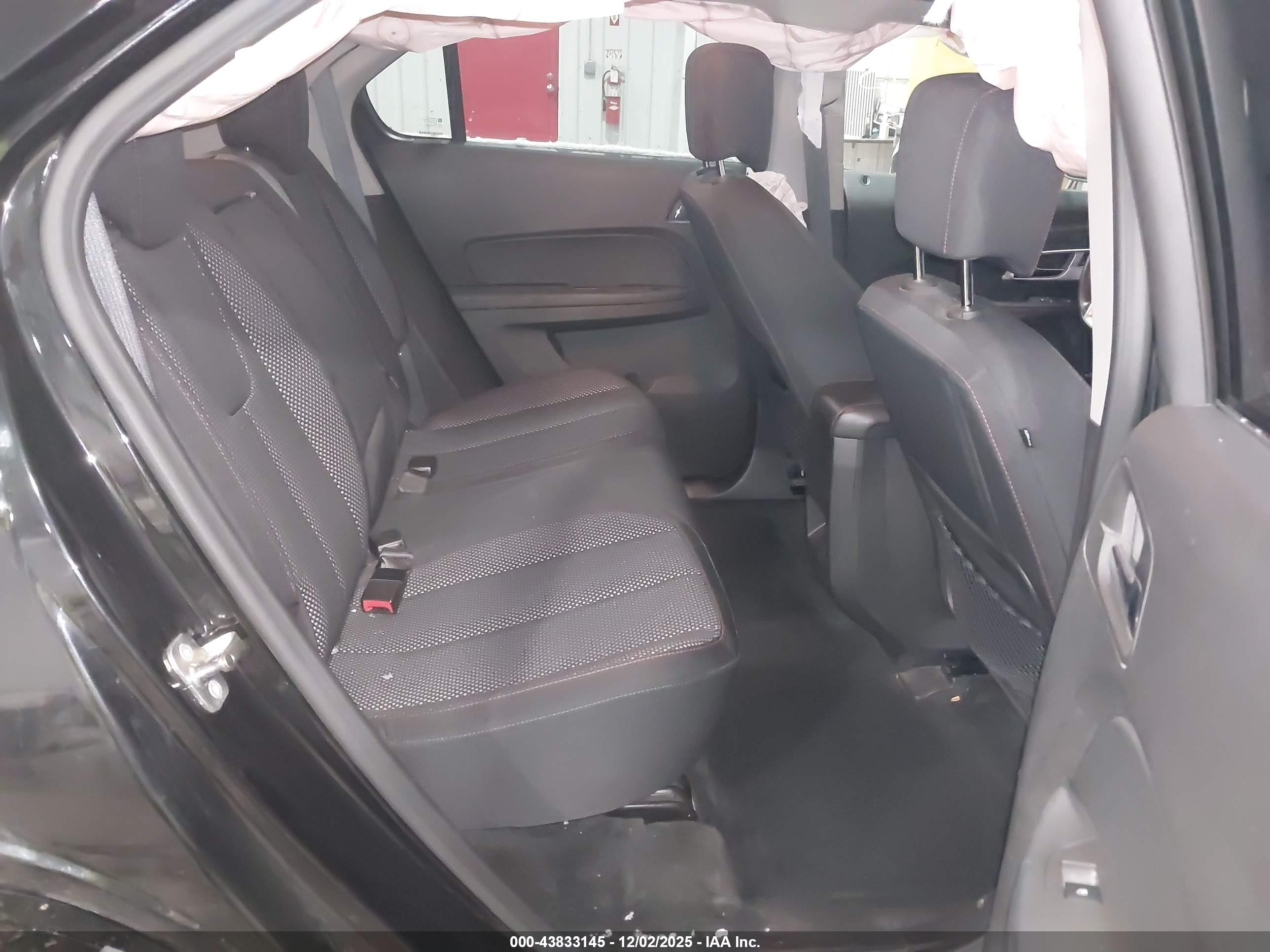 CHEVROLET EQUINOX image 8