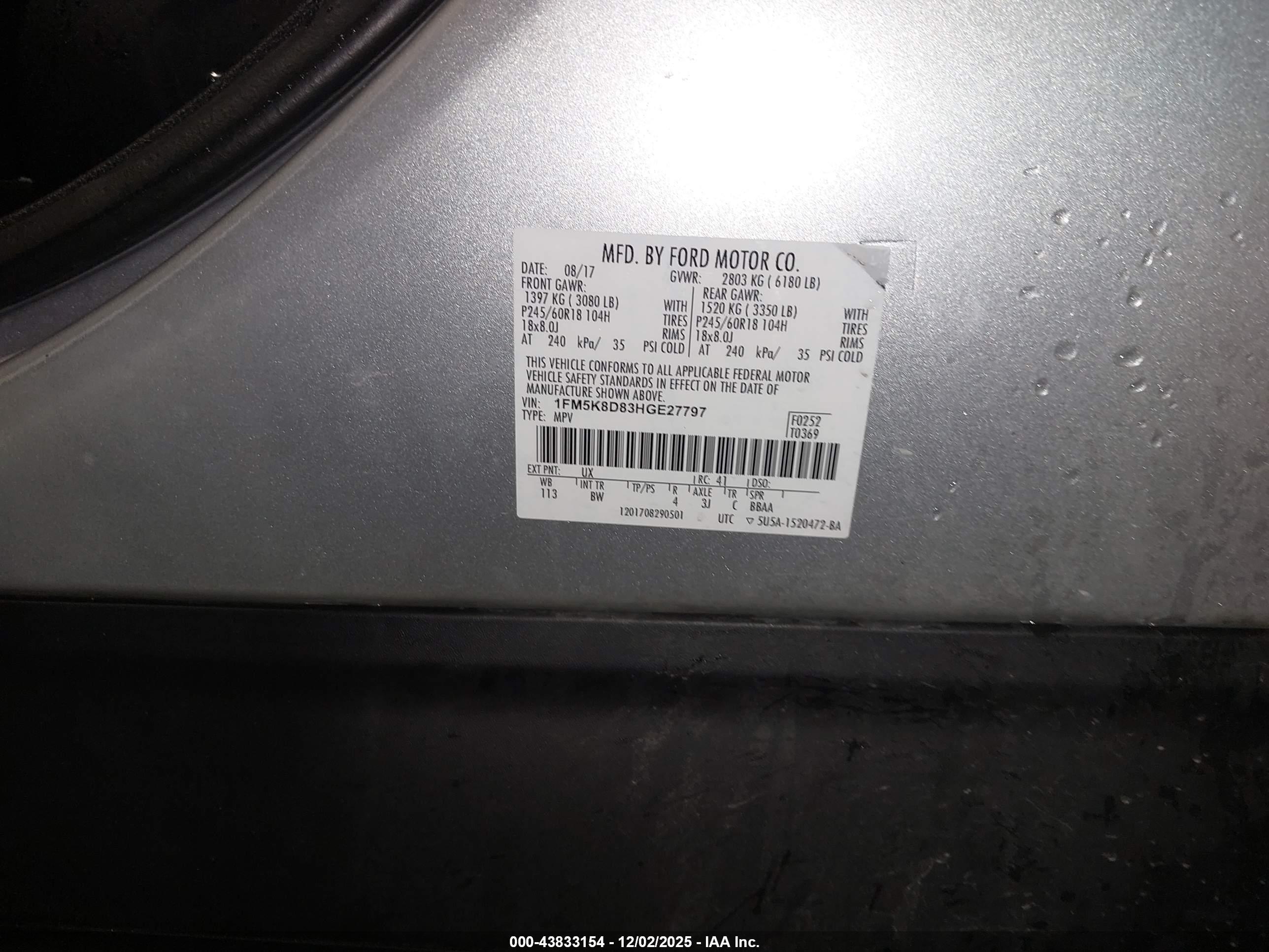 FORD EXPLORER image 9