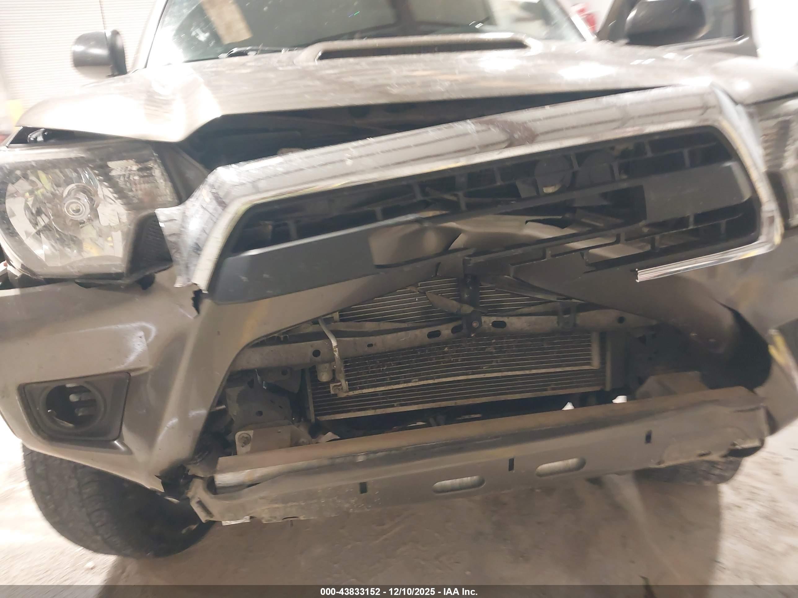 TOYOTA TACOMA image 6