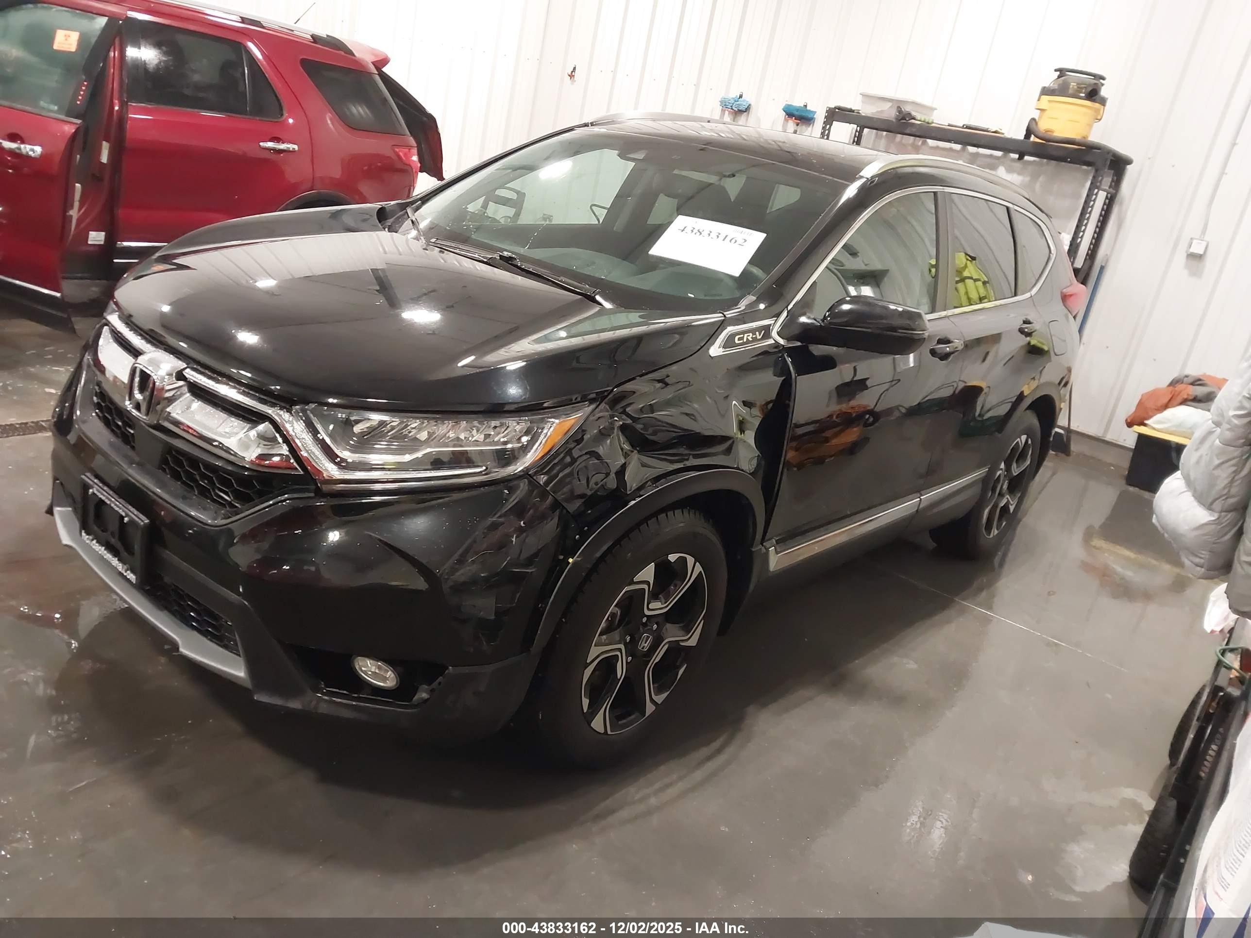 HONDA CR-V image 2