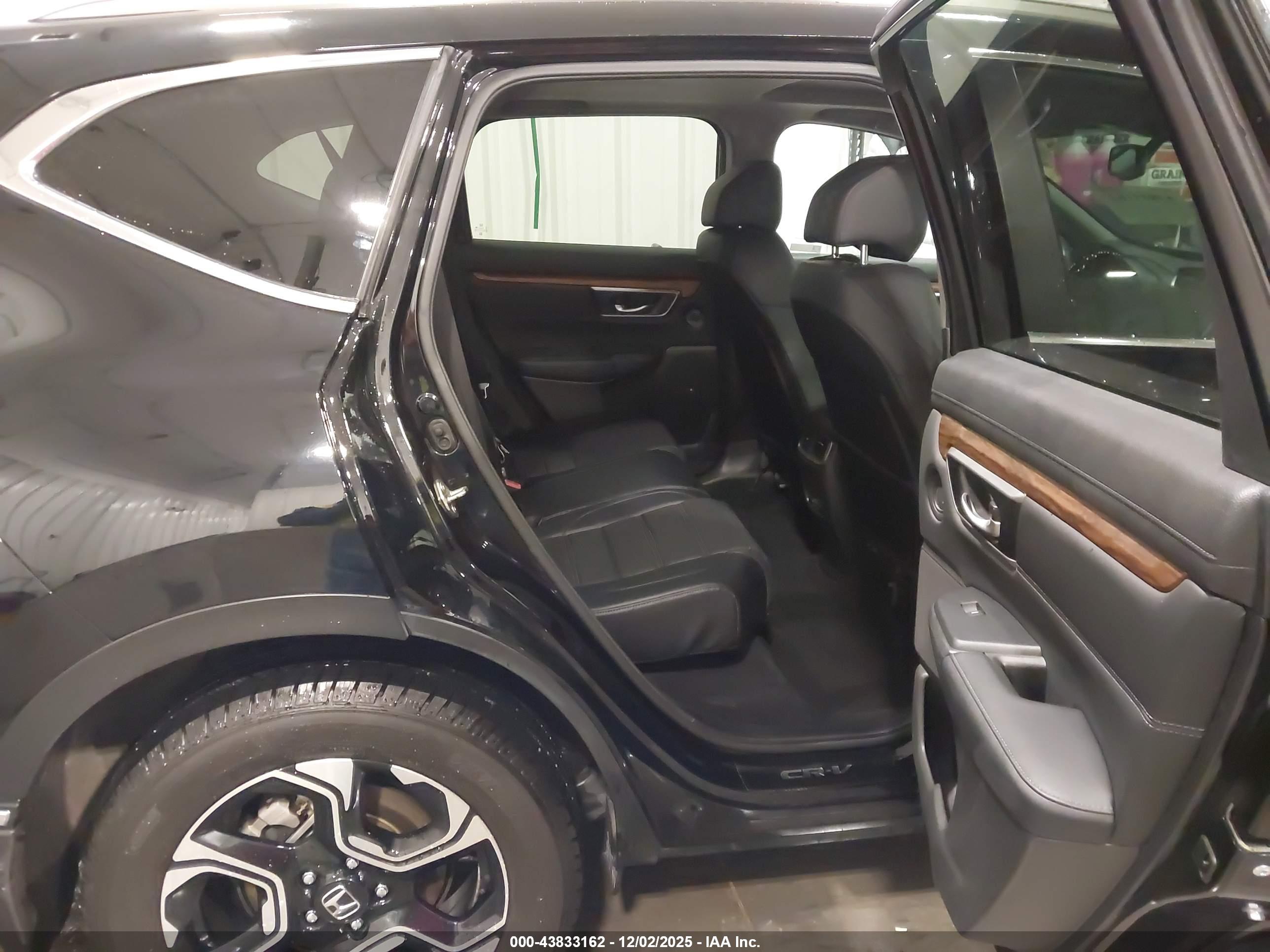 HONDA CR-V image 8