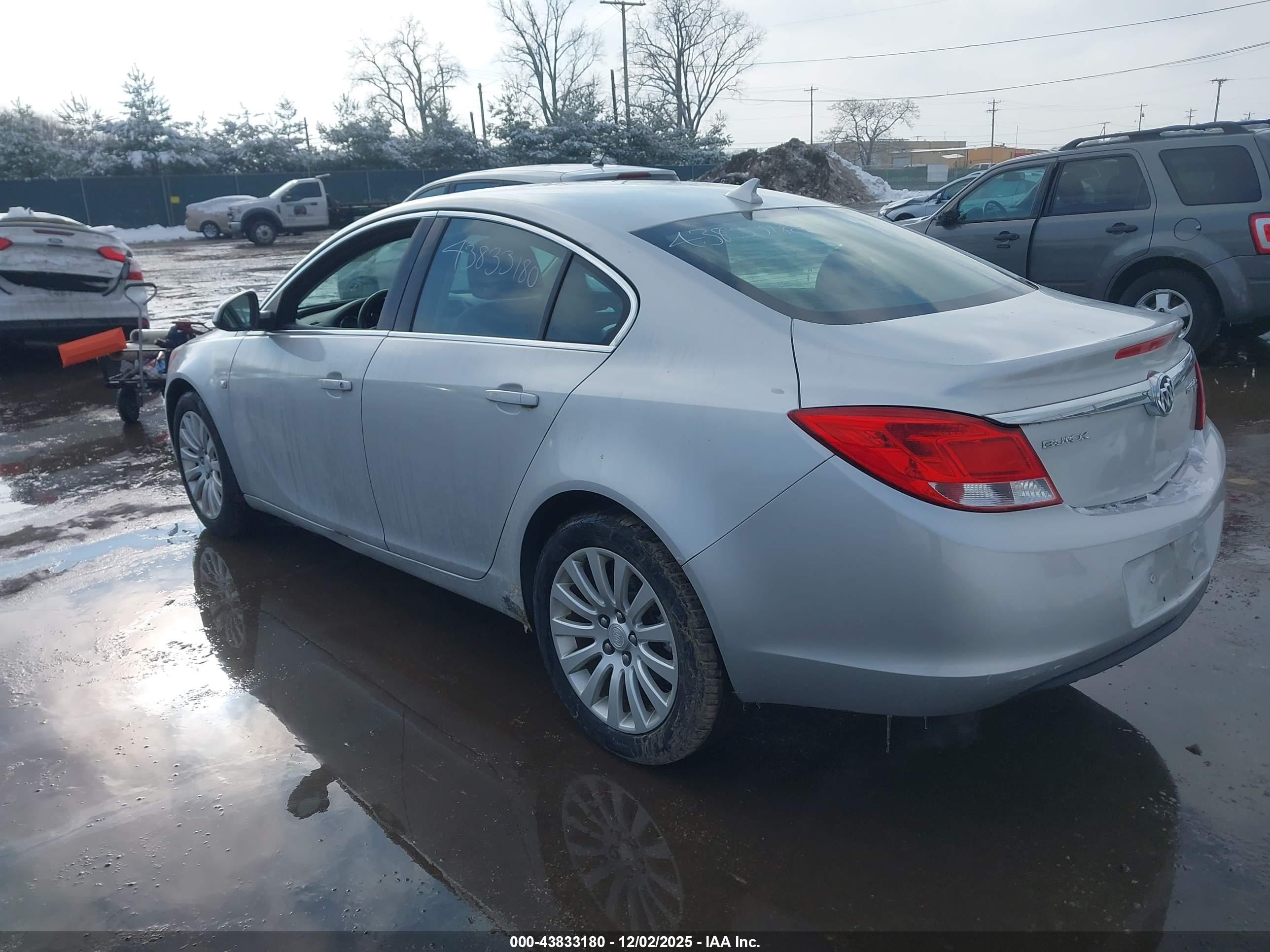 BUICK REGAL image 3