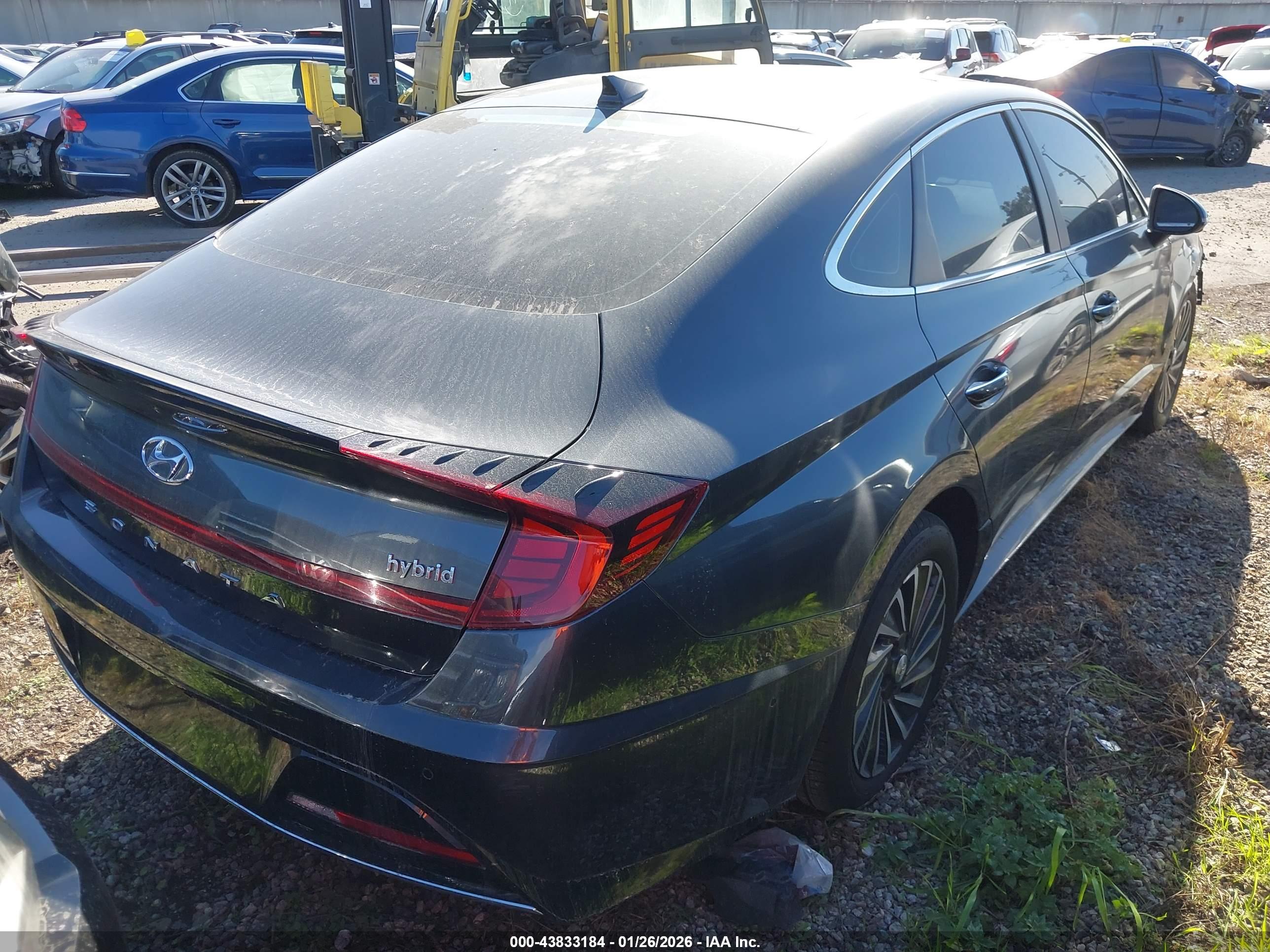 HYUNDAI SONATA image 4