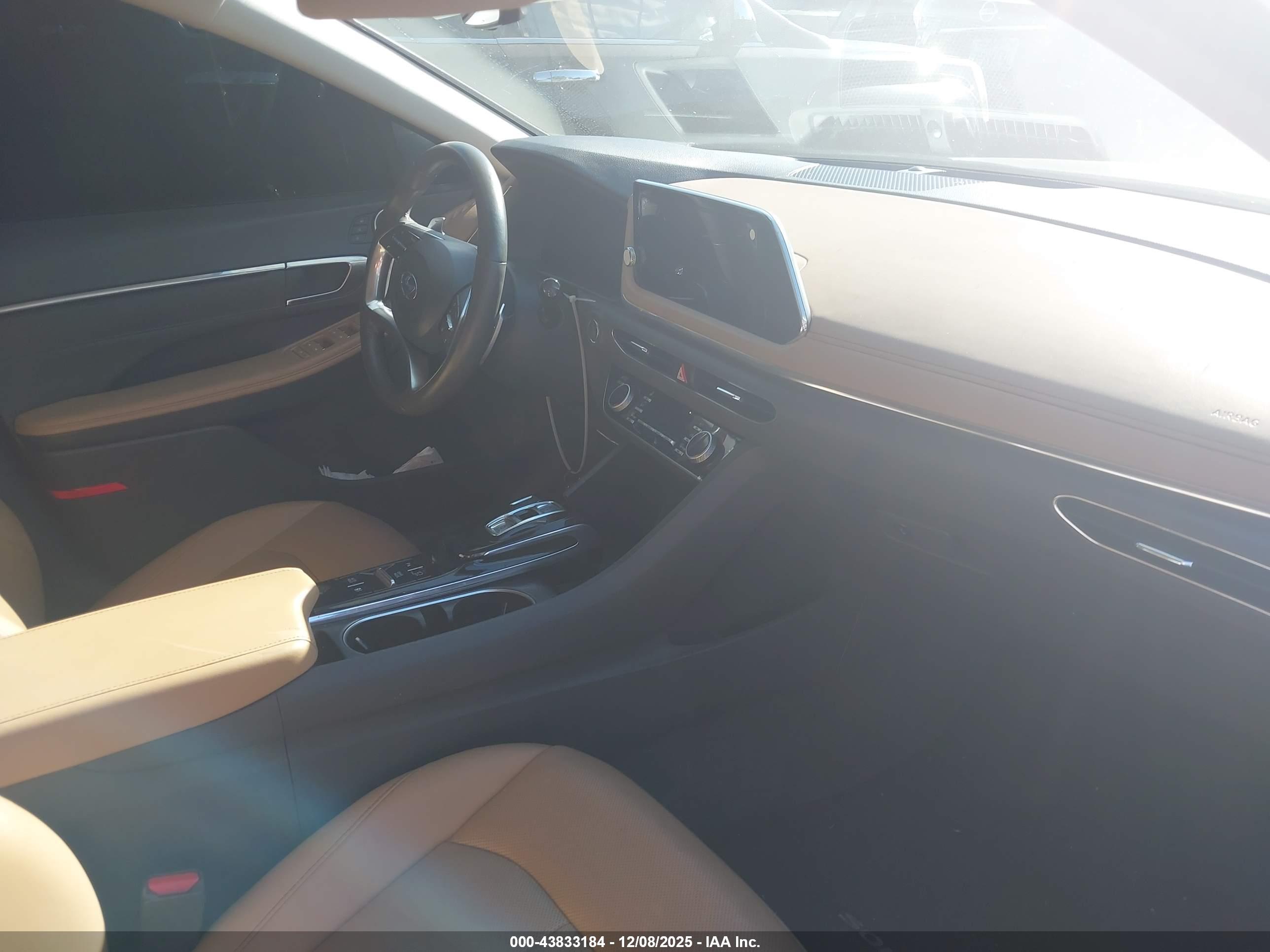 HYUNDAI SONATA image 5