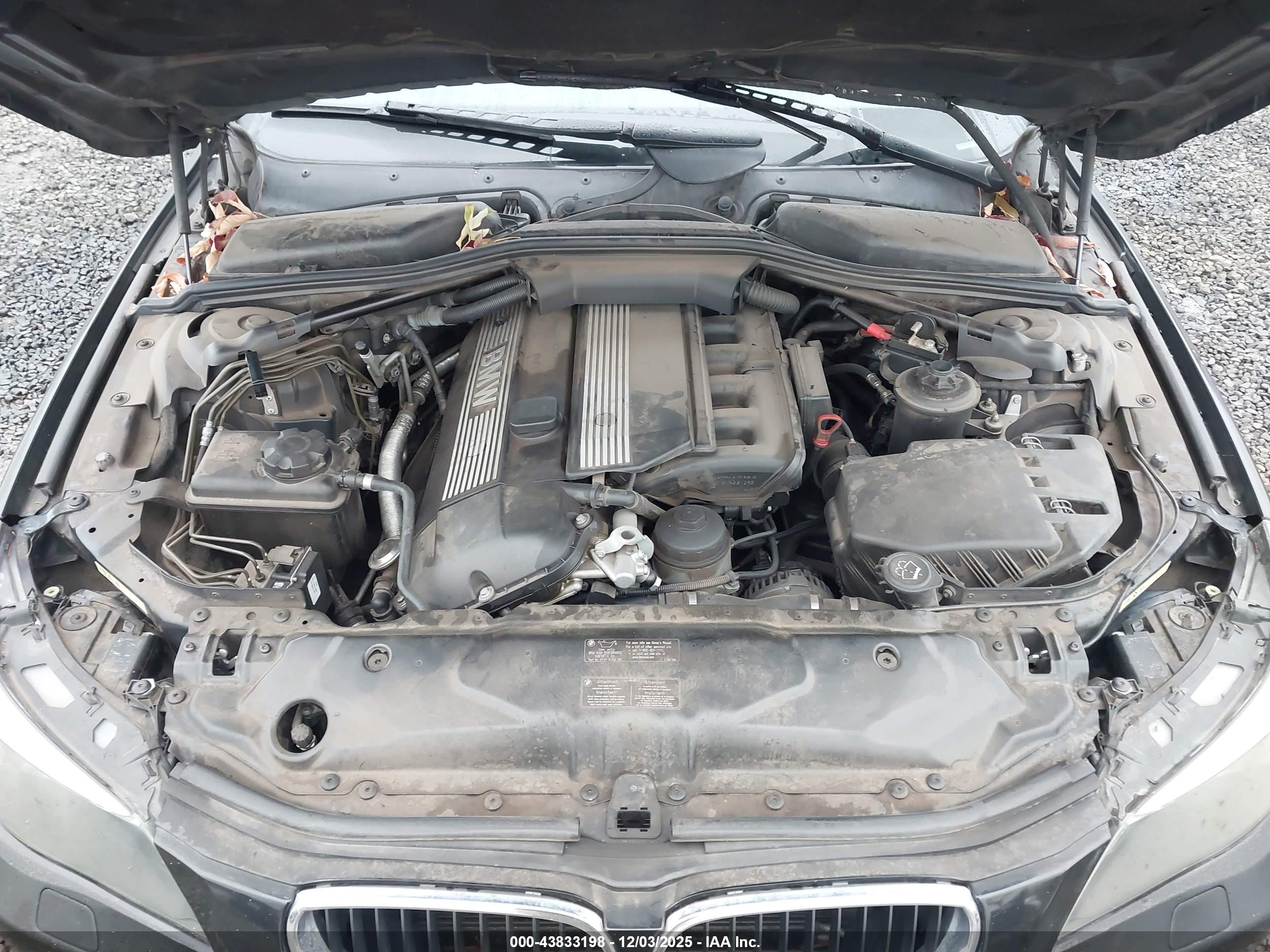 BMW 525I image 10