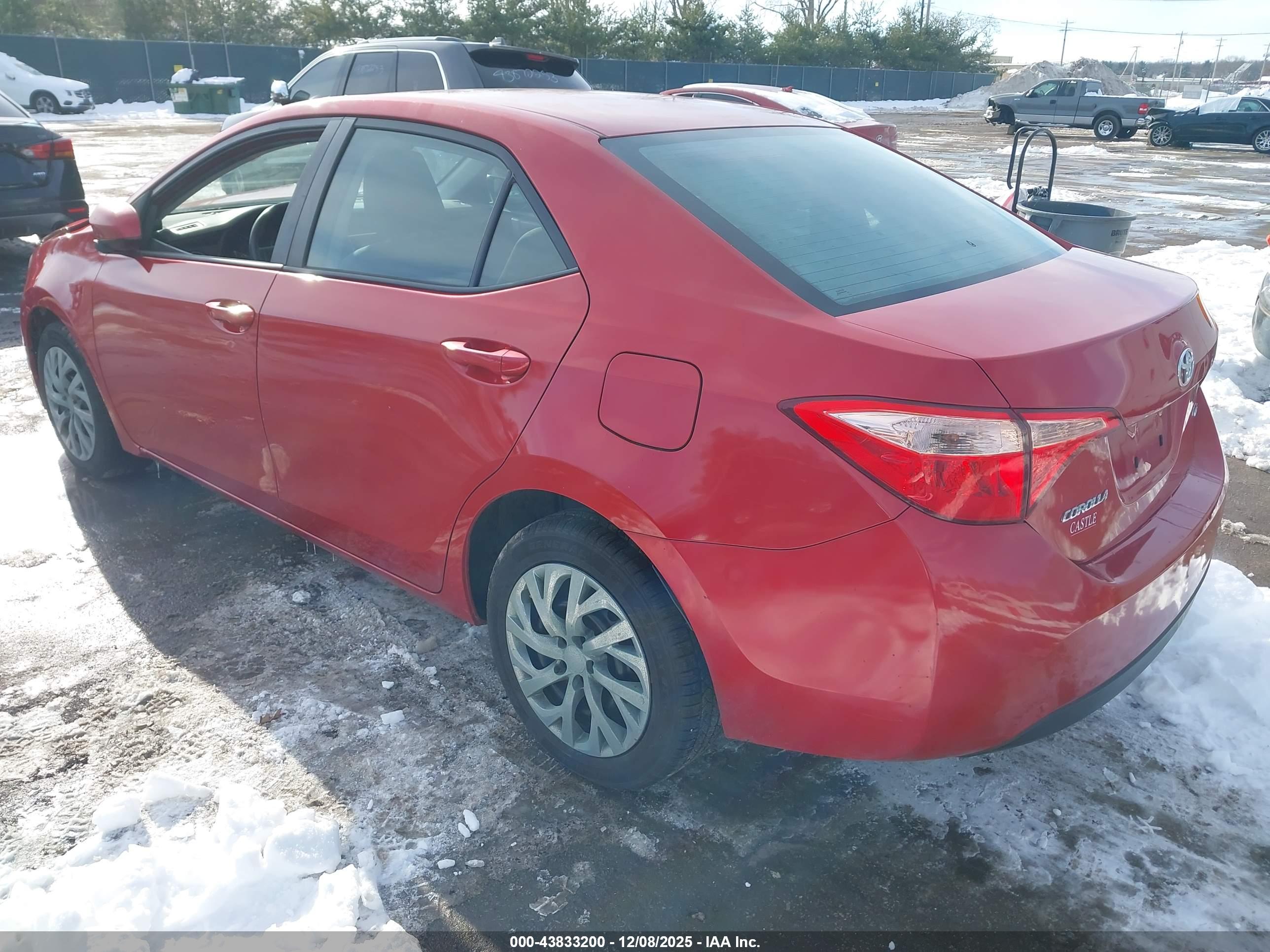 TOYOTA COROLLA image 3