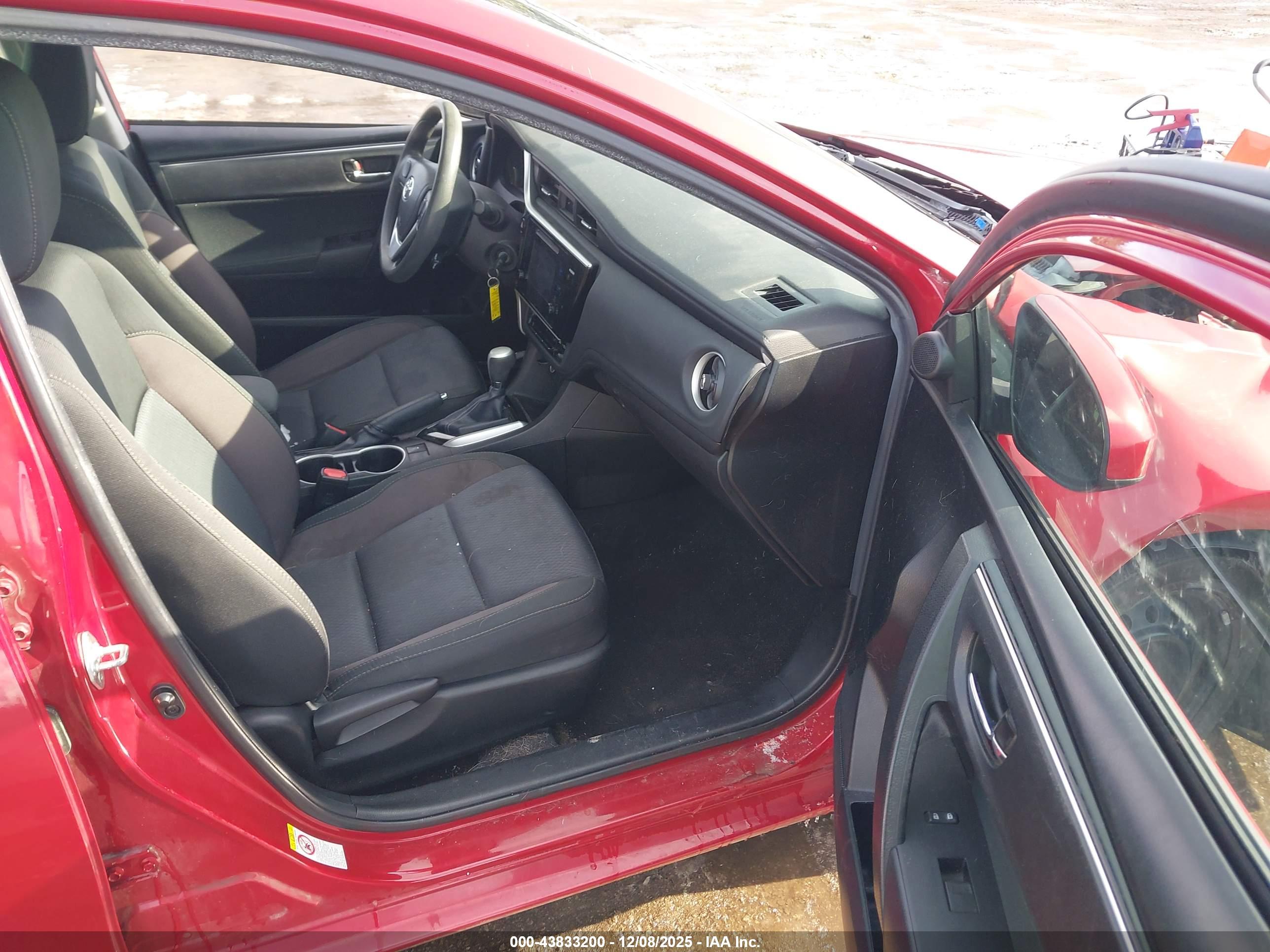 TOYOTA COROLLA image 5