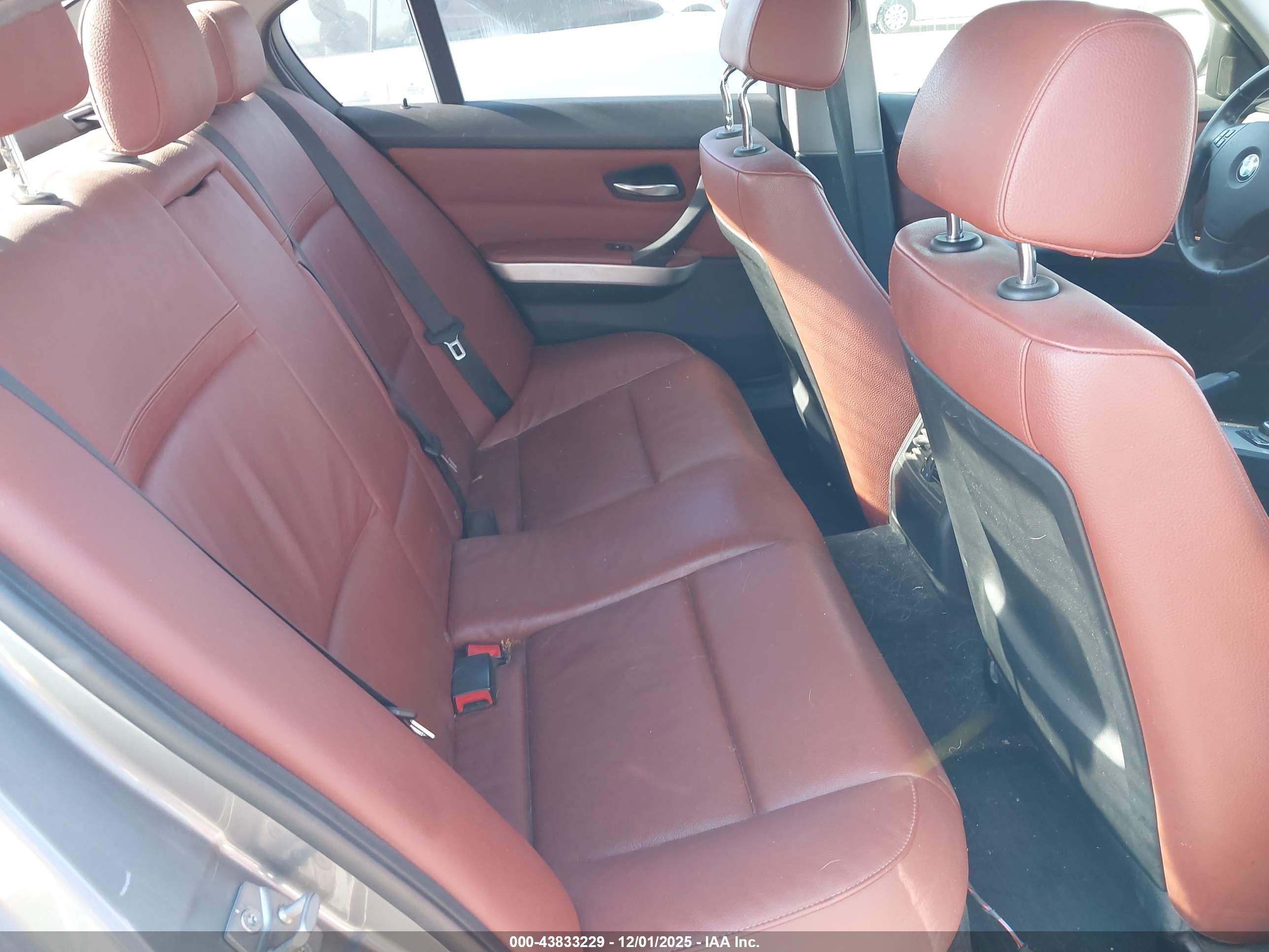 BMW 328I image 8