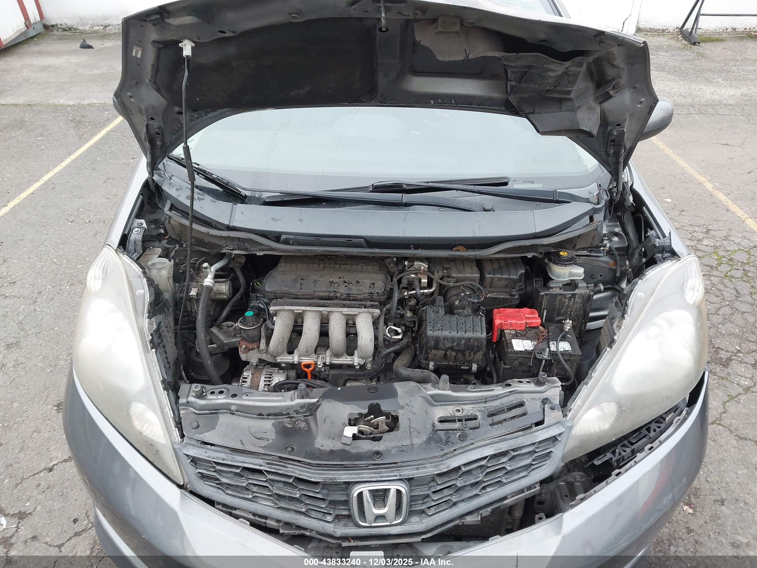 HONDA FIT image 10