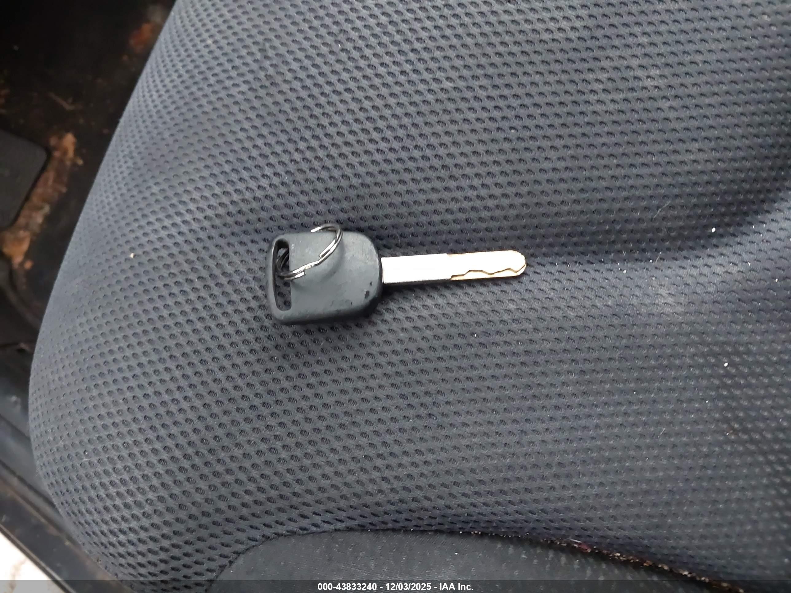 HONDA FIT image 11