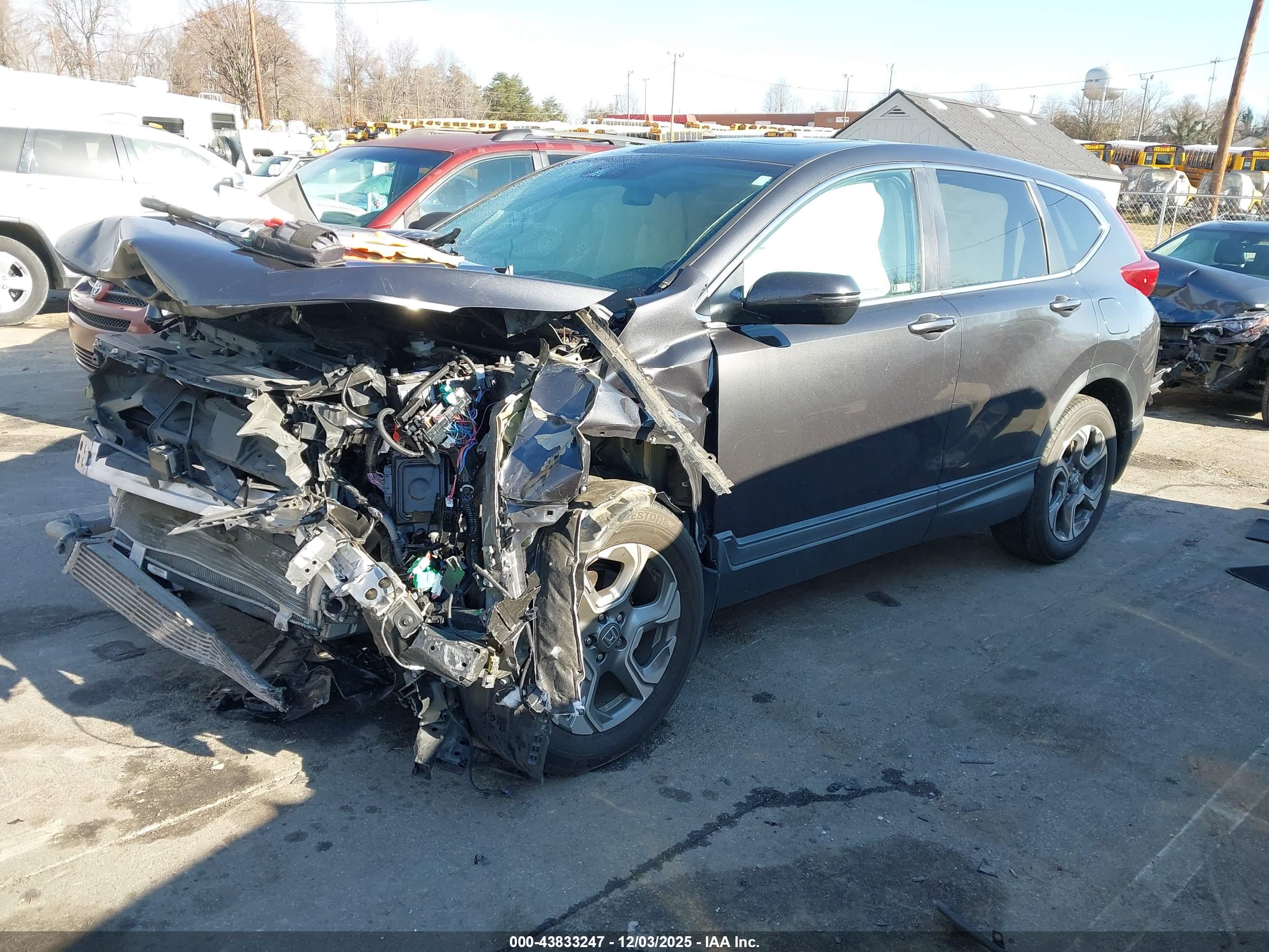 HONDA CR-V image 2