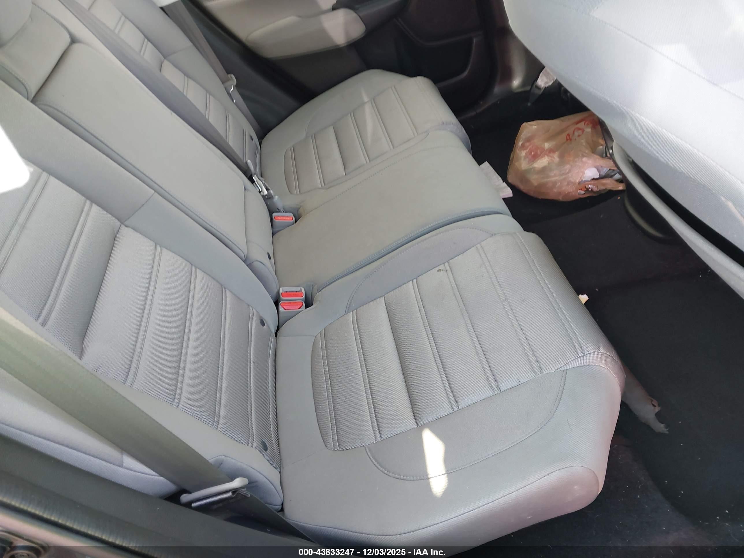 HONDA CR-V image 8