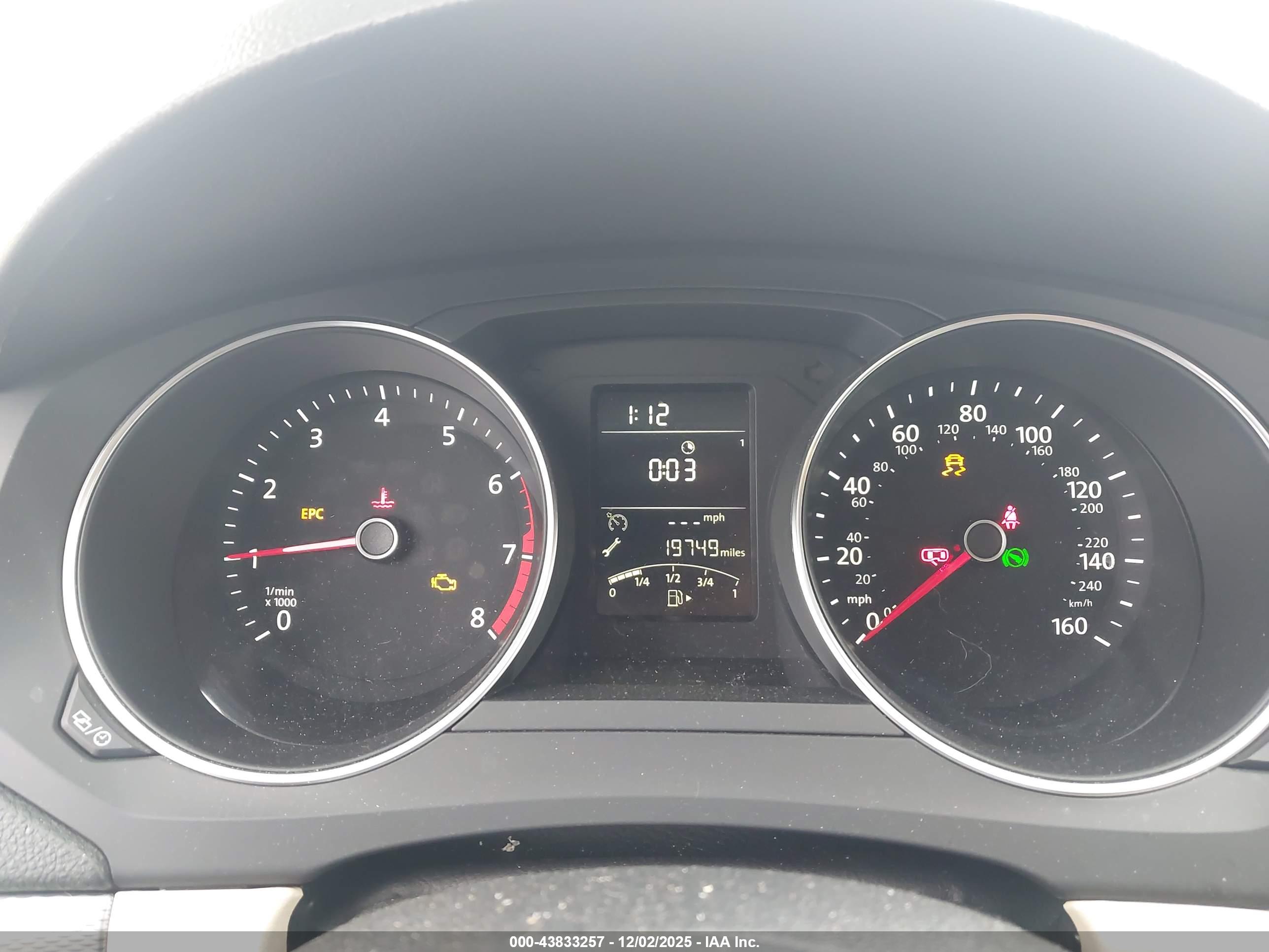 VOLKSWAGEN JETTA image 7