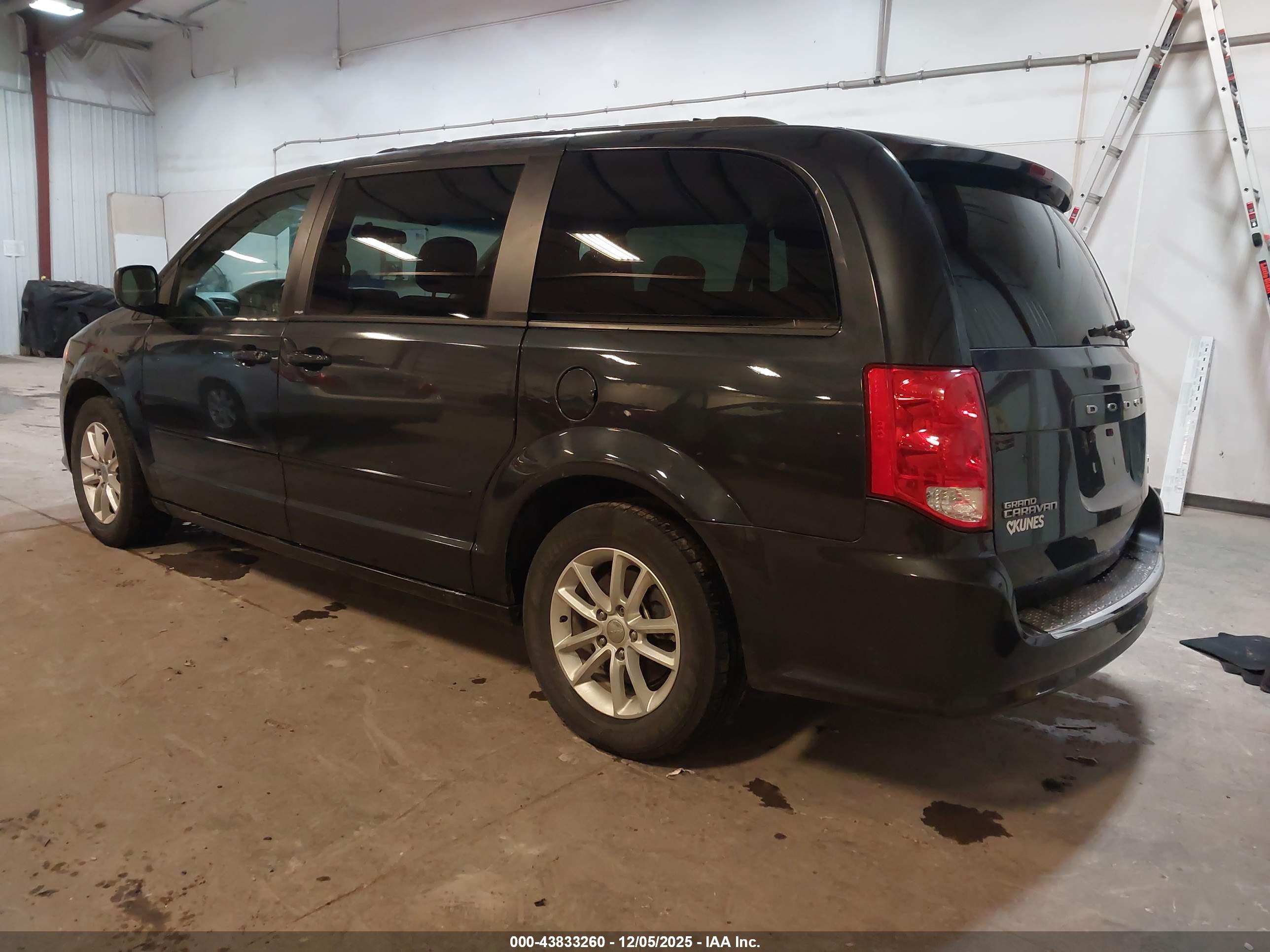 DODGE GRAND image 3
