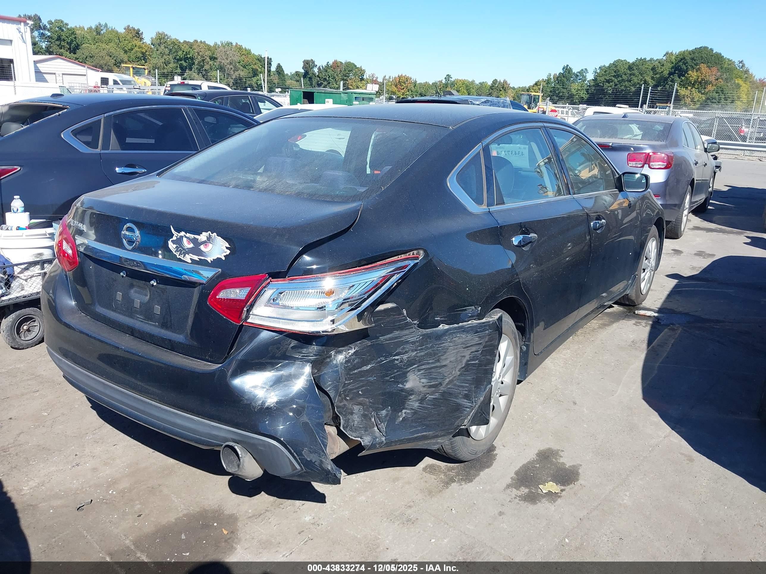 NISSAN ALTIMA image 4