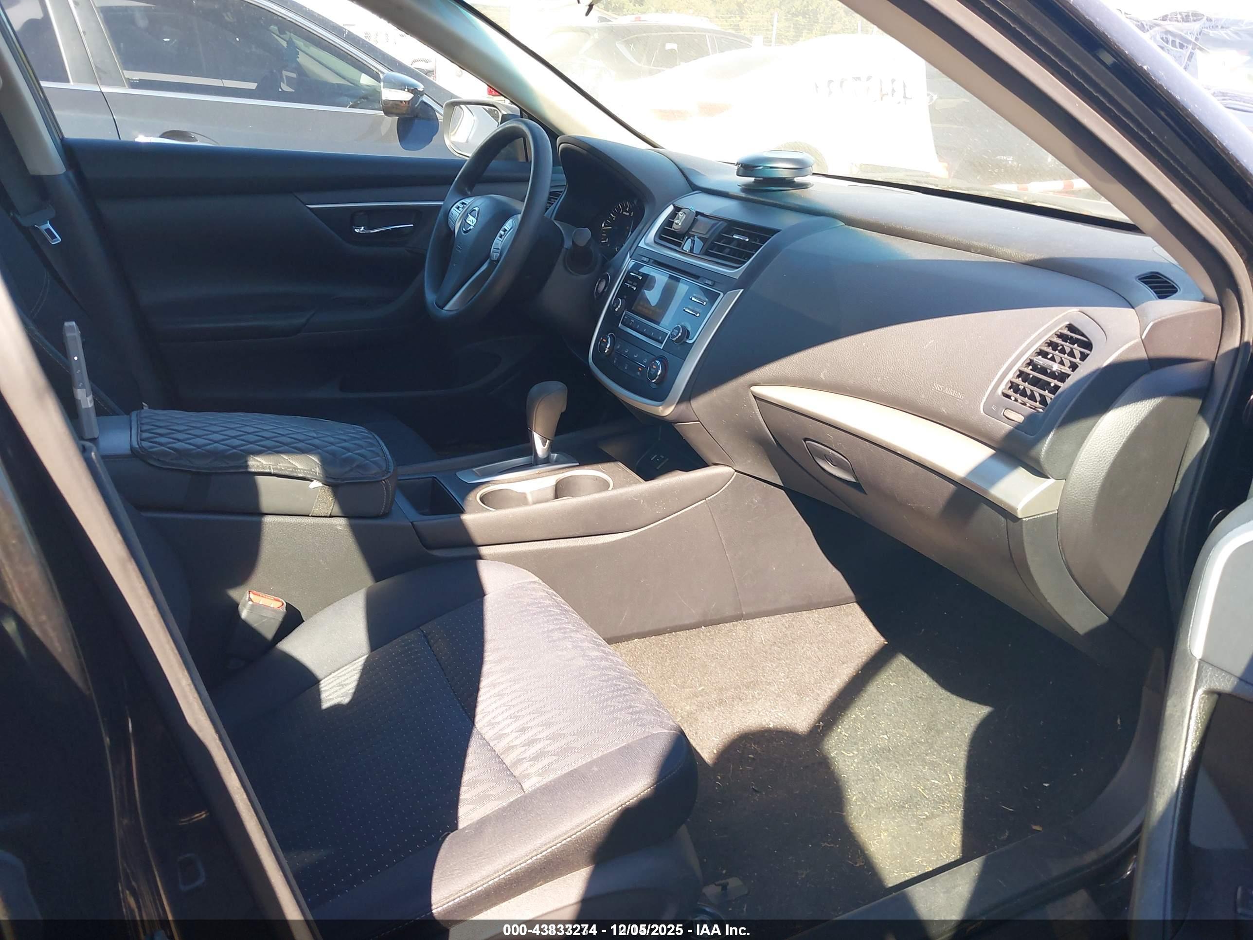 NISSAN ALTIMA image 5