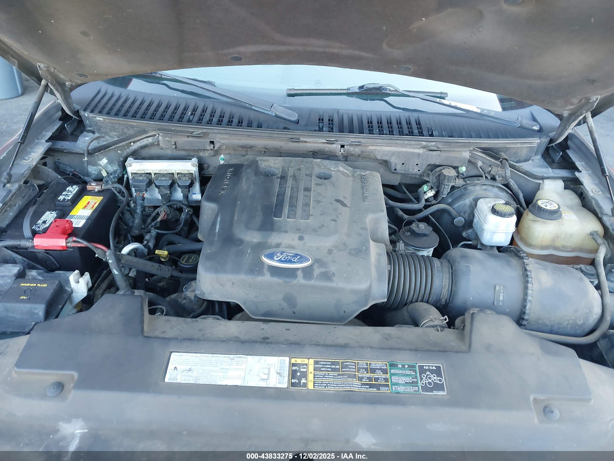 FORD EXPEDITION image 10