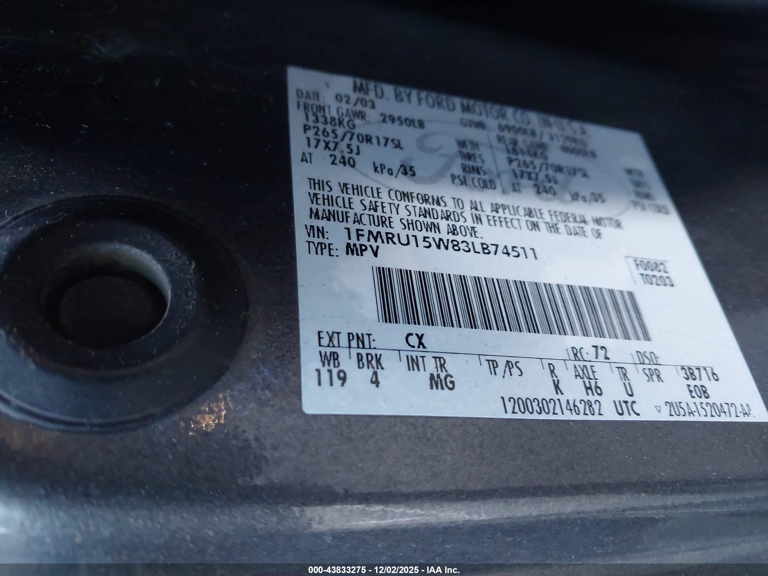 FORD EXPEDITION image 9