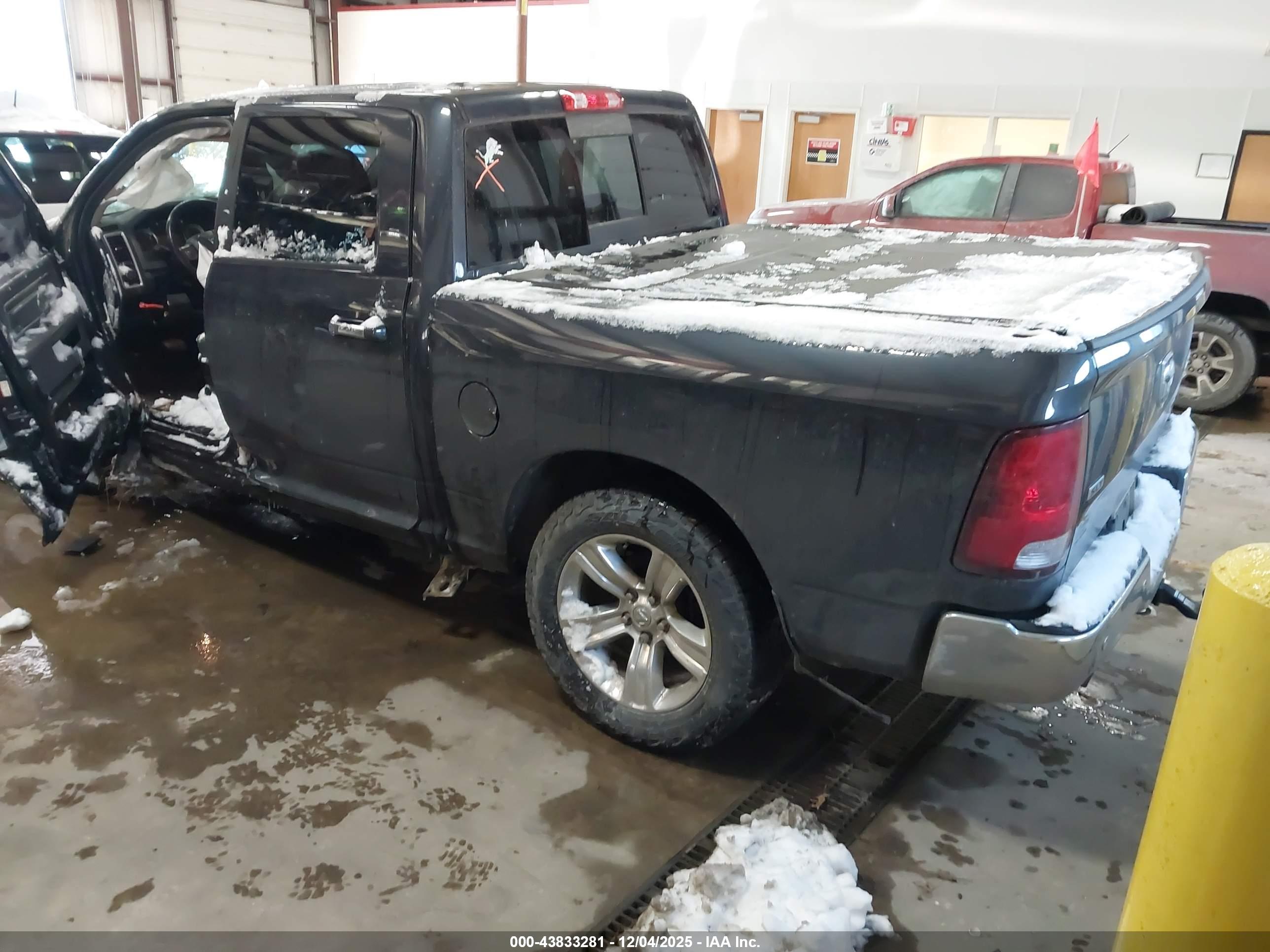 RAM 1500 image 3