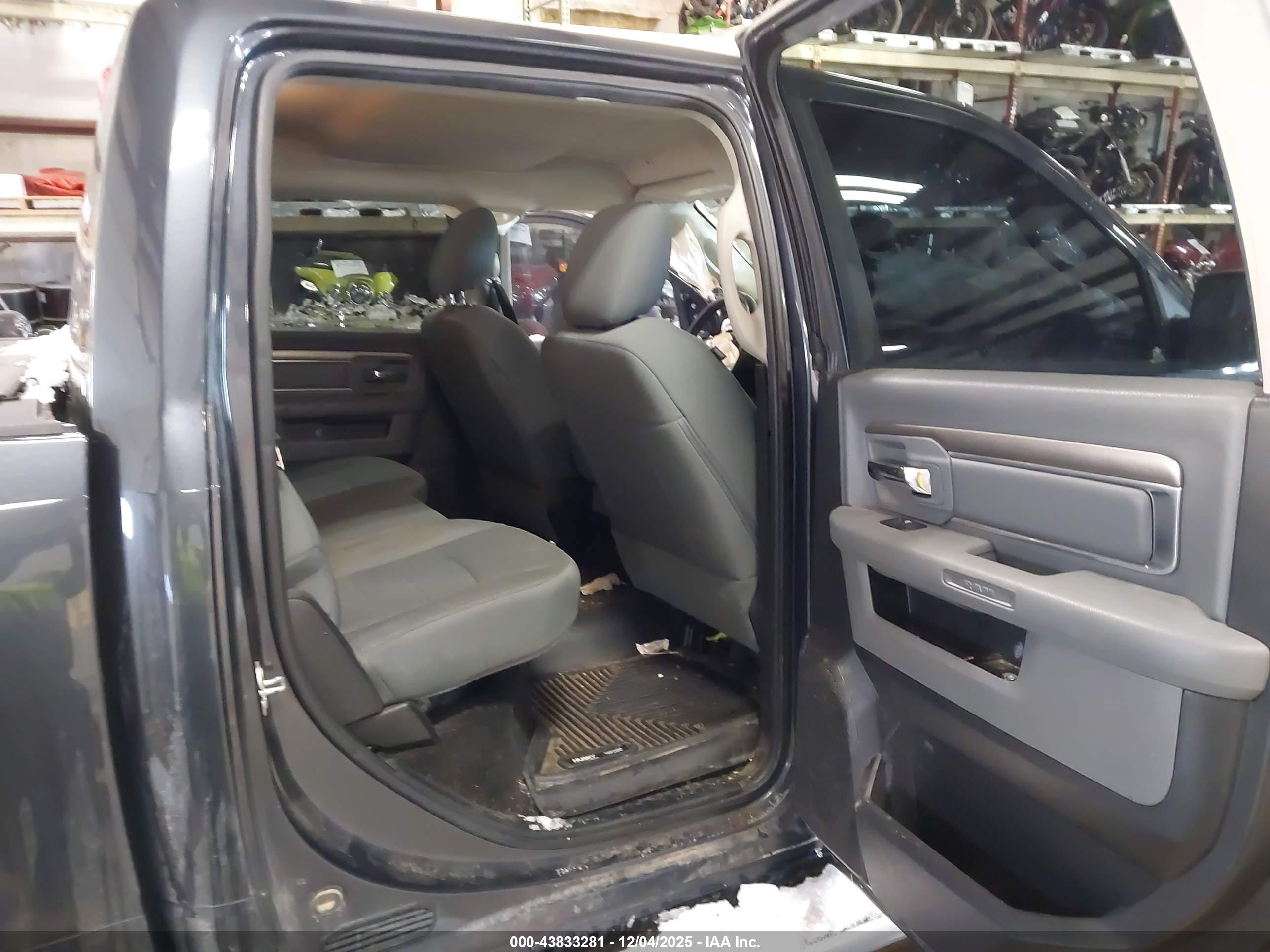 RAM 1500 image 8