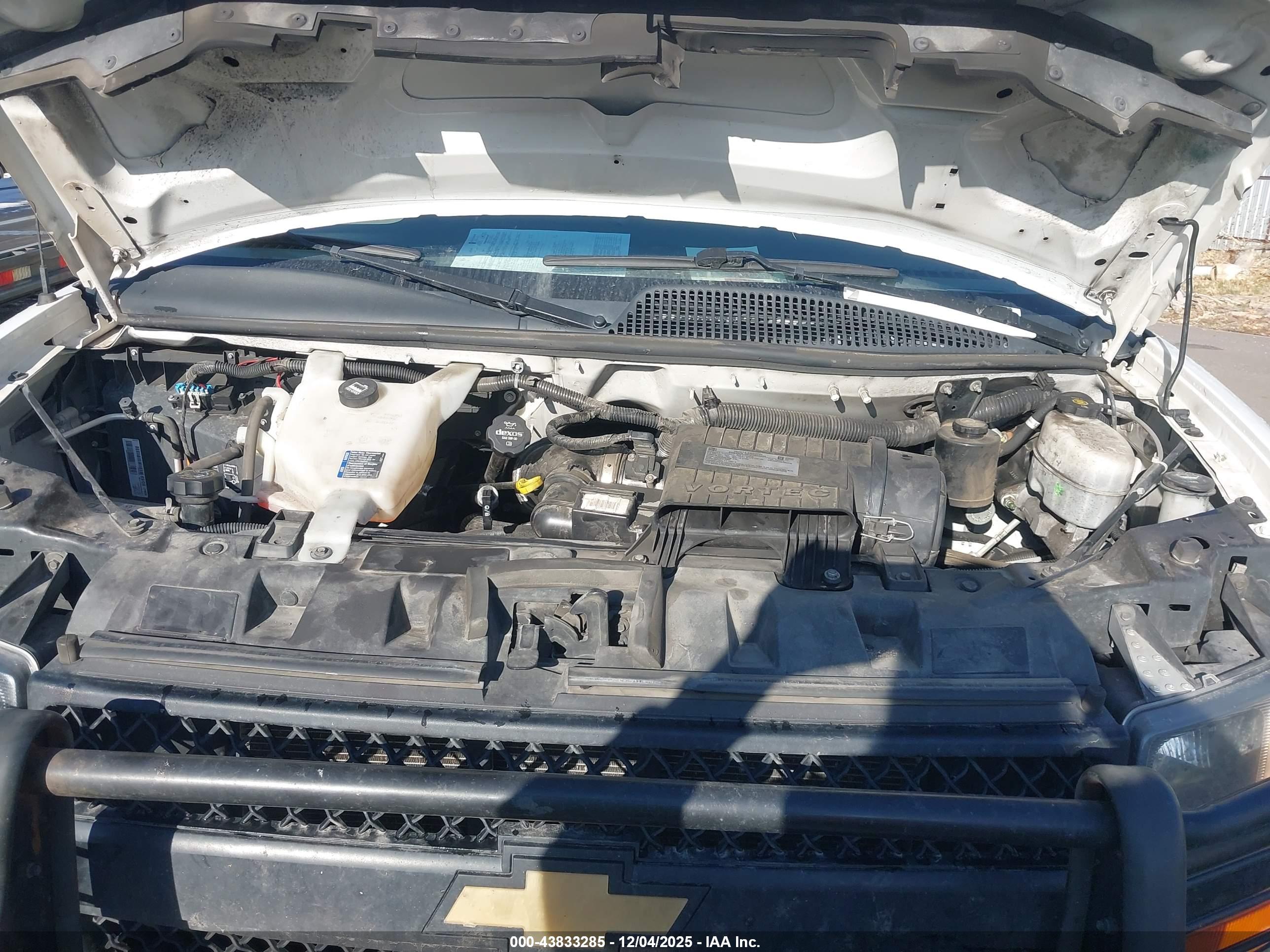 CHEVROLET EXPRESS image 10