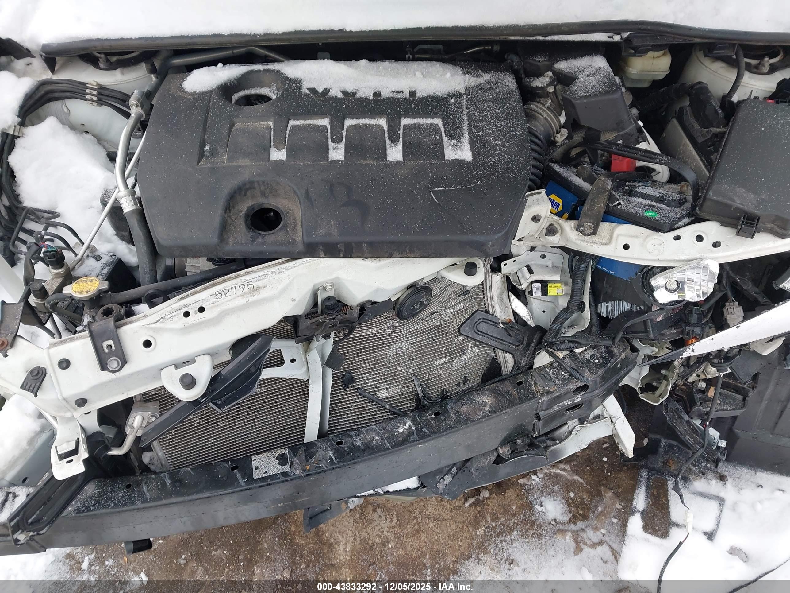 TOYOTA COROLLA image 10