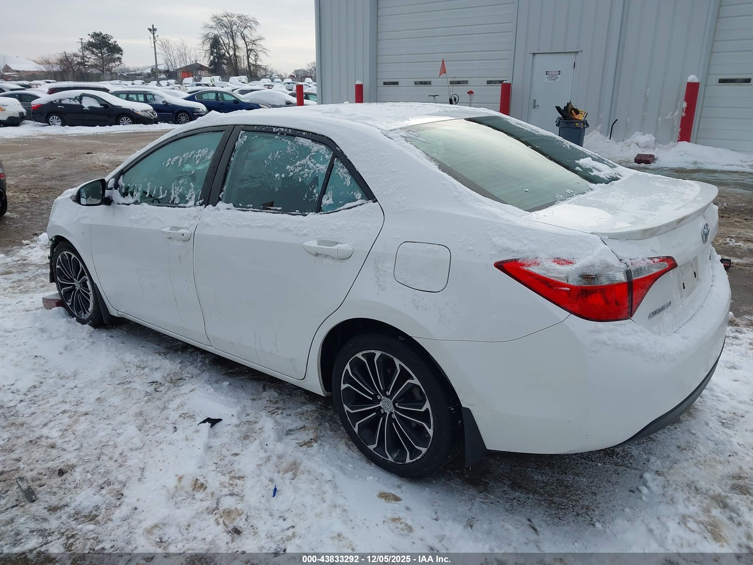 TOYOTA COROLLA image 3