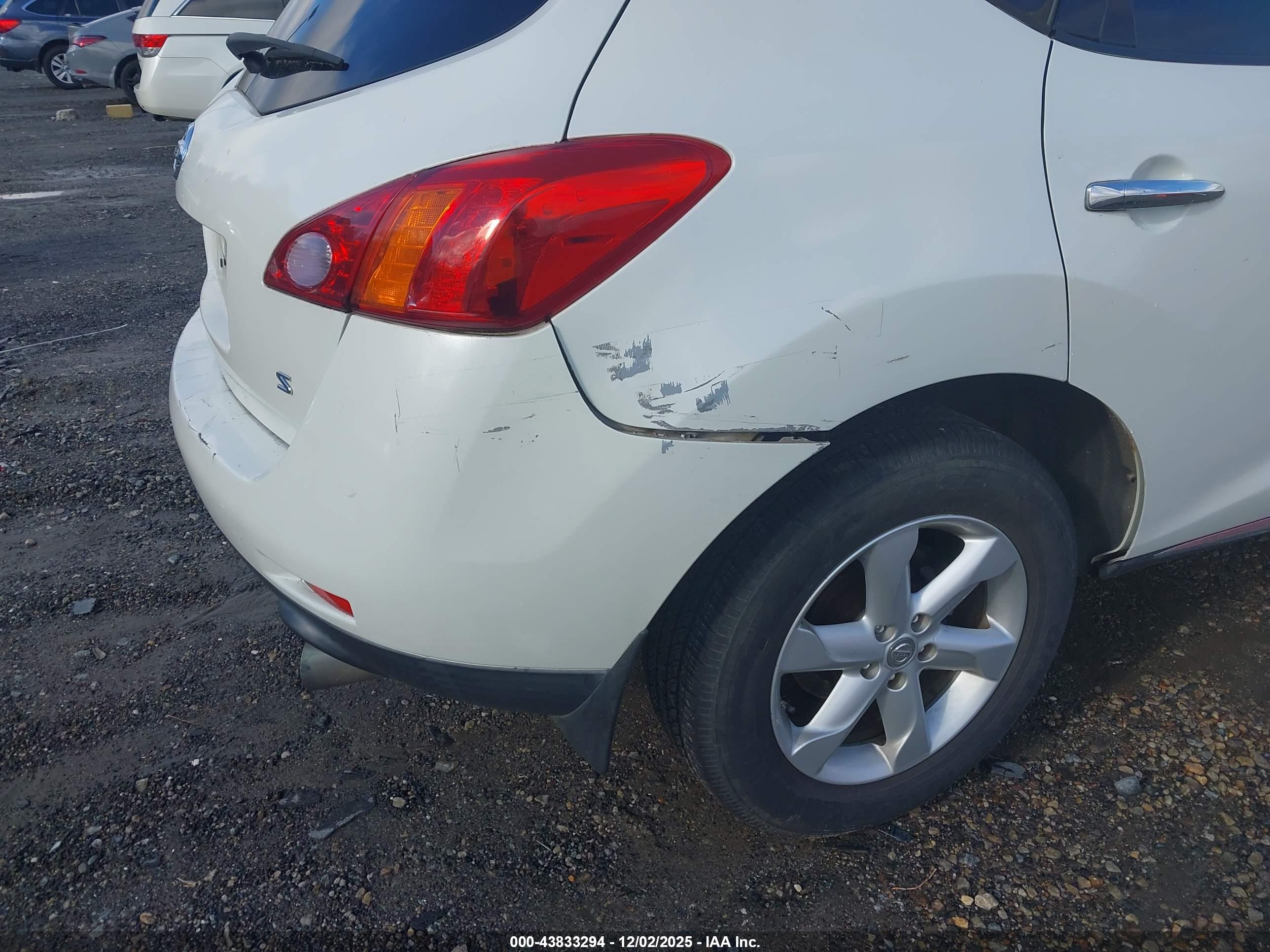 NISSAN MURANO image 6