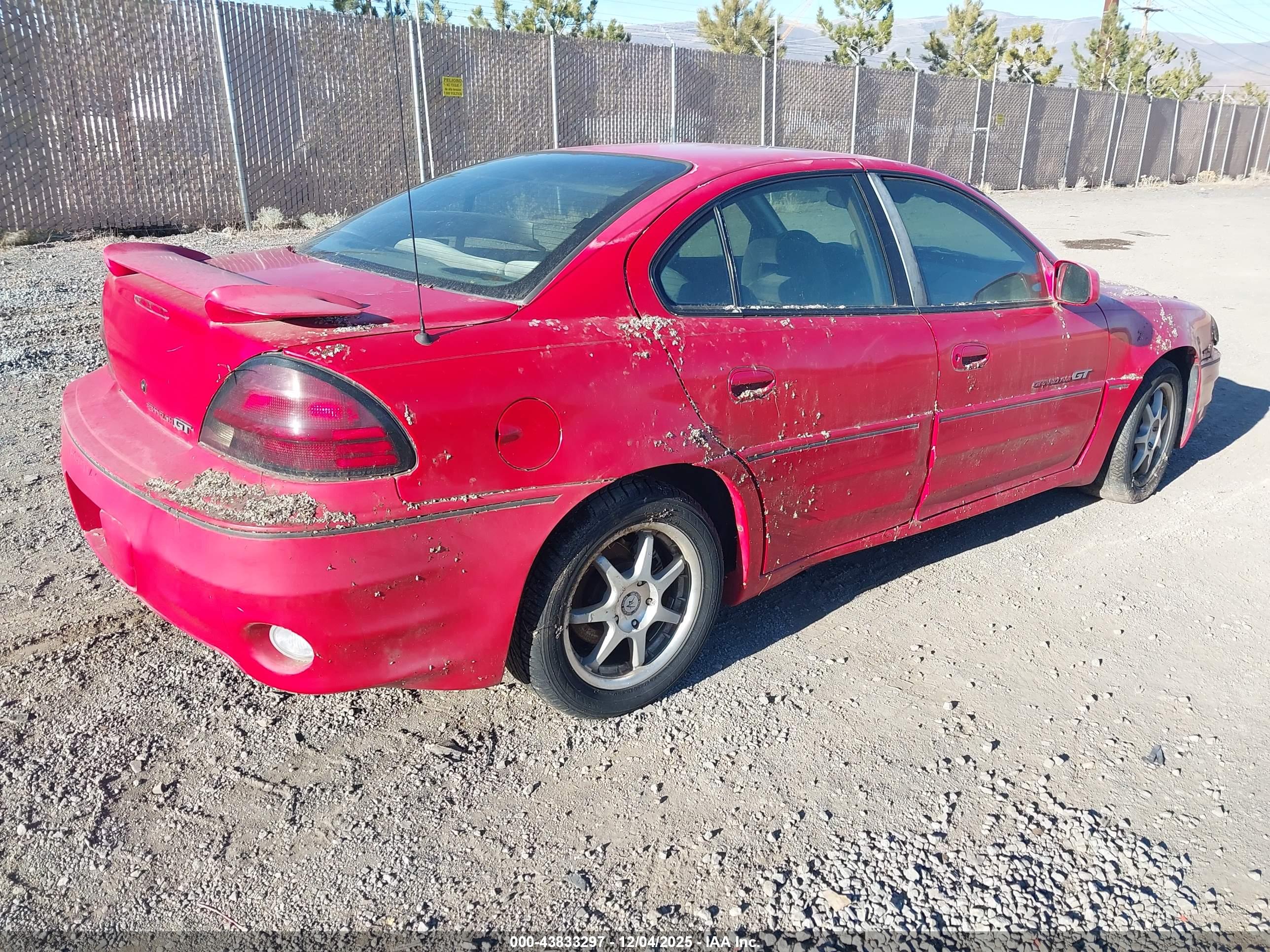 PONTIAC GRAND image 4