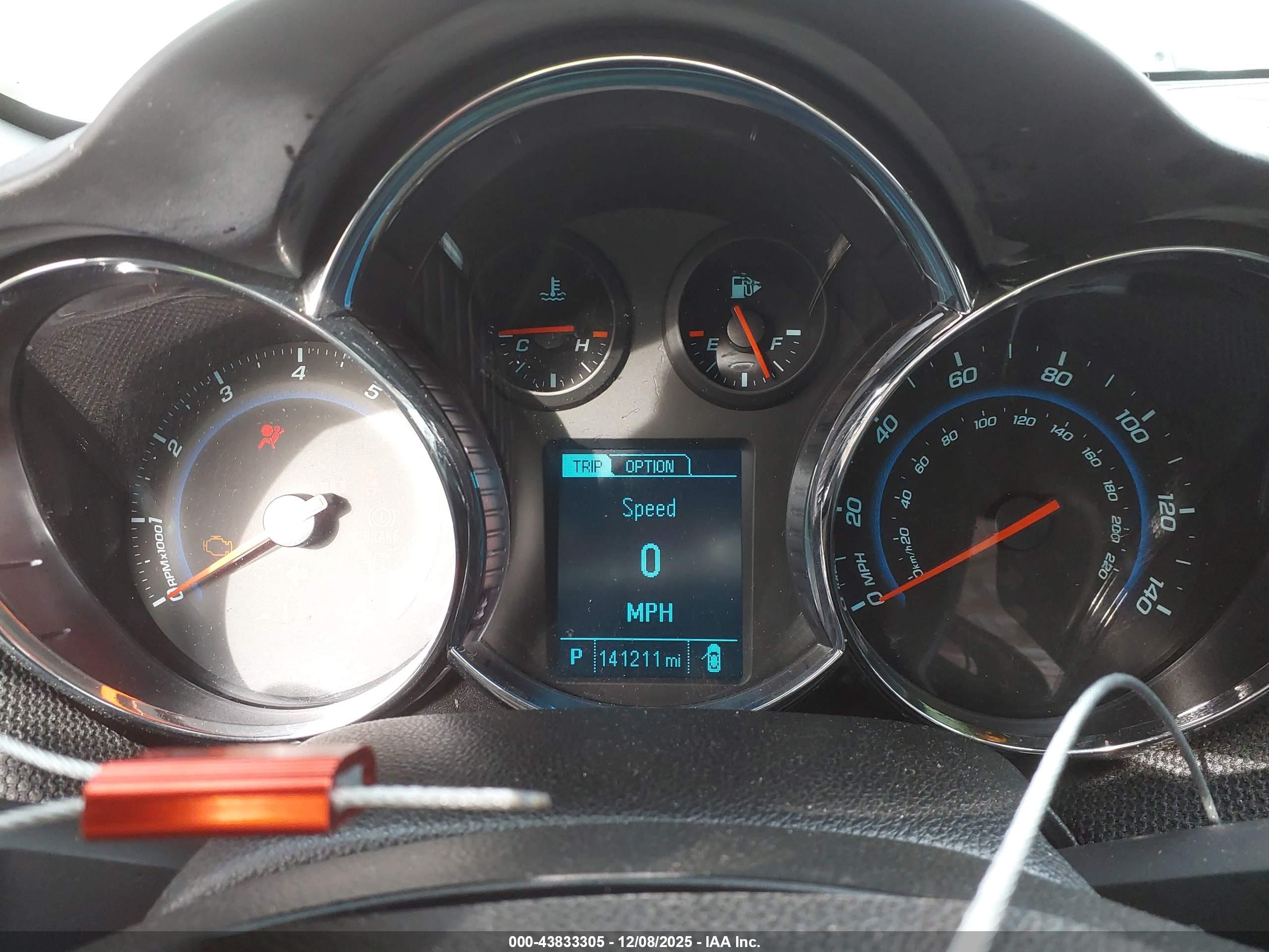 CHEVROLET CRUZE image 7